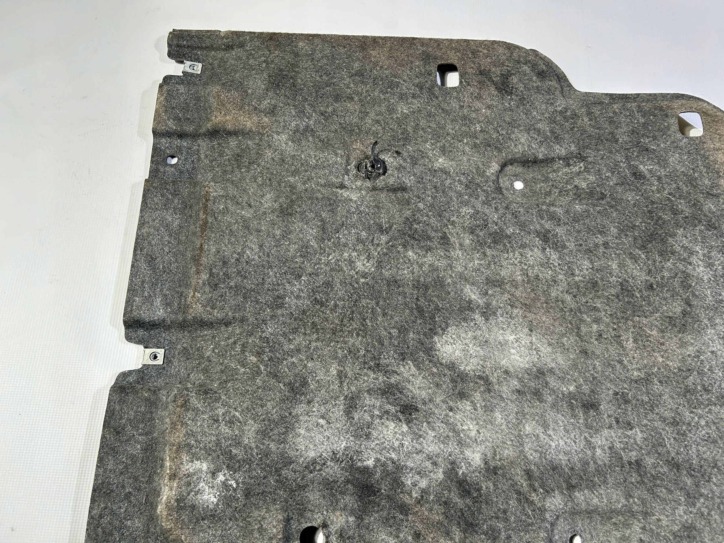 cover lower chassis Chrysler Pacifica Hybrid Plugin 2021