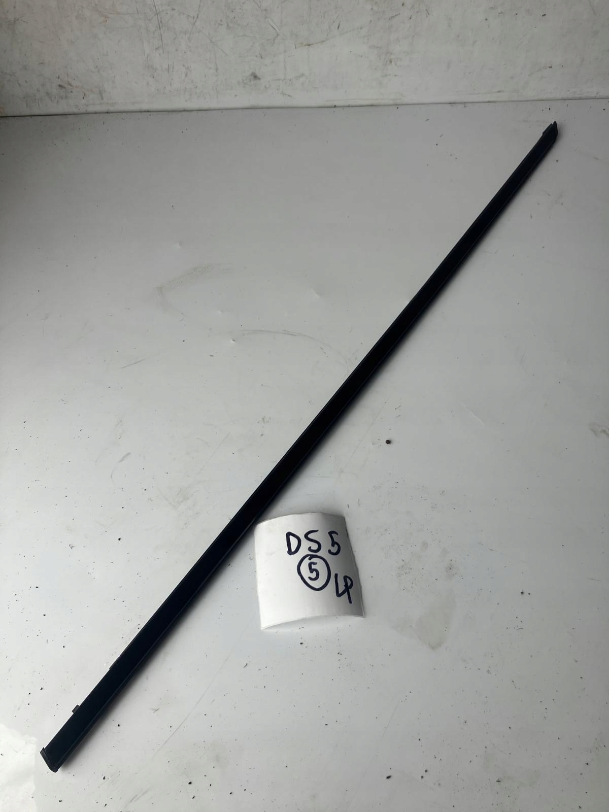 moulding dust door left front #5 CITROEN DS5