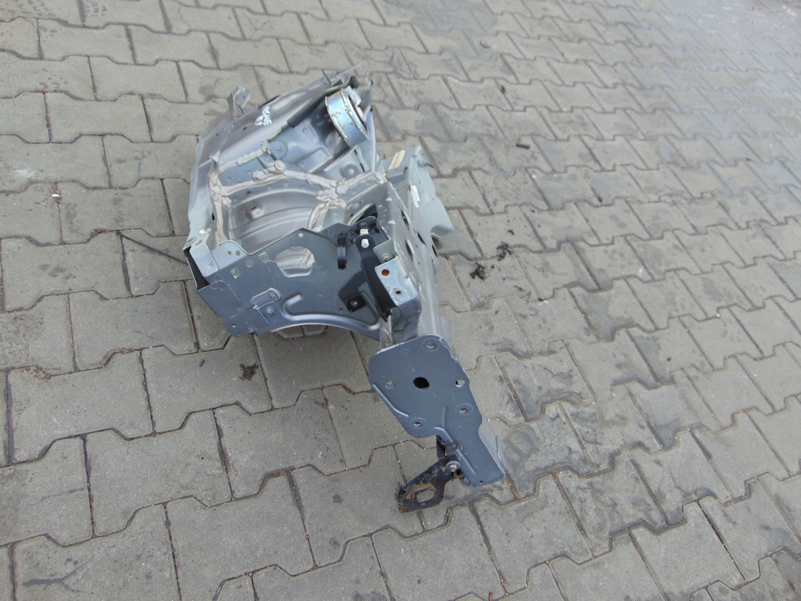 RENAULT MEGANE III quarter quarter right front