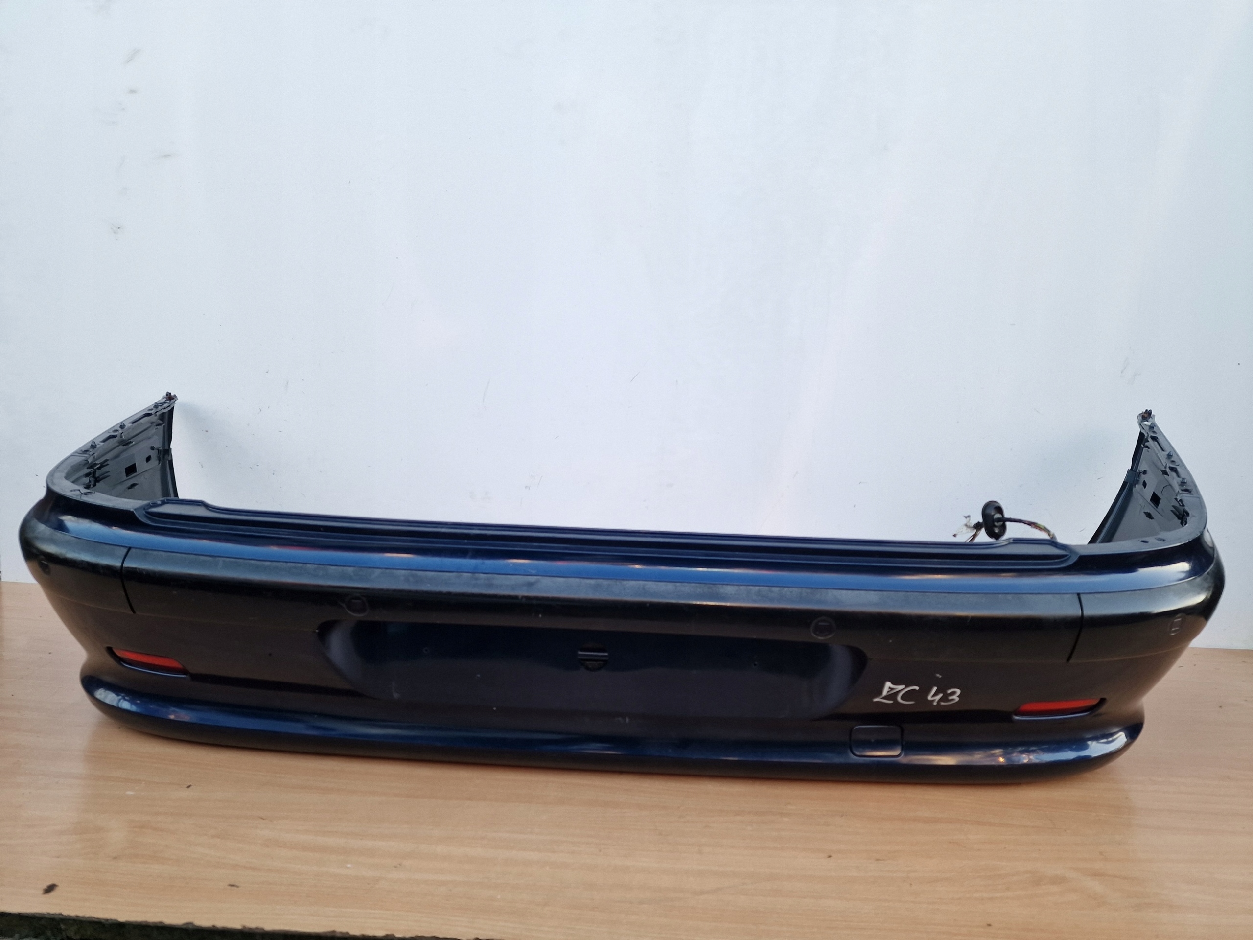PEUGEOT 607 bumper rear part graphitic complete ORG