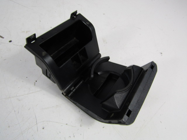 SKODA OCTAVIA I 1U UCHWYT PODSTAWKA NA NAPOJE 00-04 5D CUPHOLDER 1U0857962B