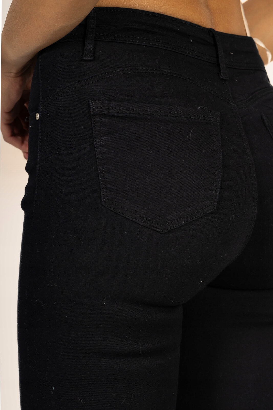 Spodnie damskie Goodies rurki Push Up Czarne - 40 Długość nogawki 7/8