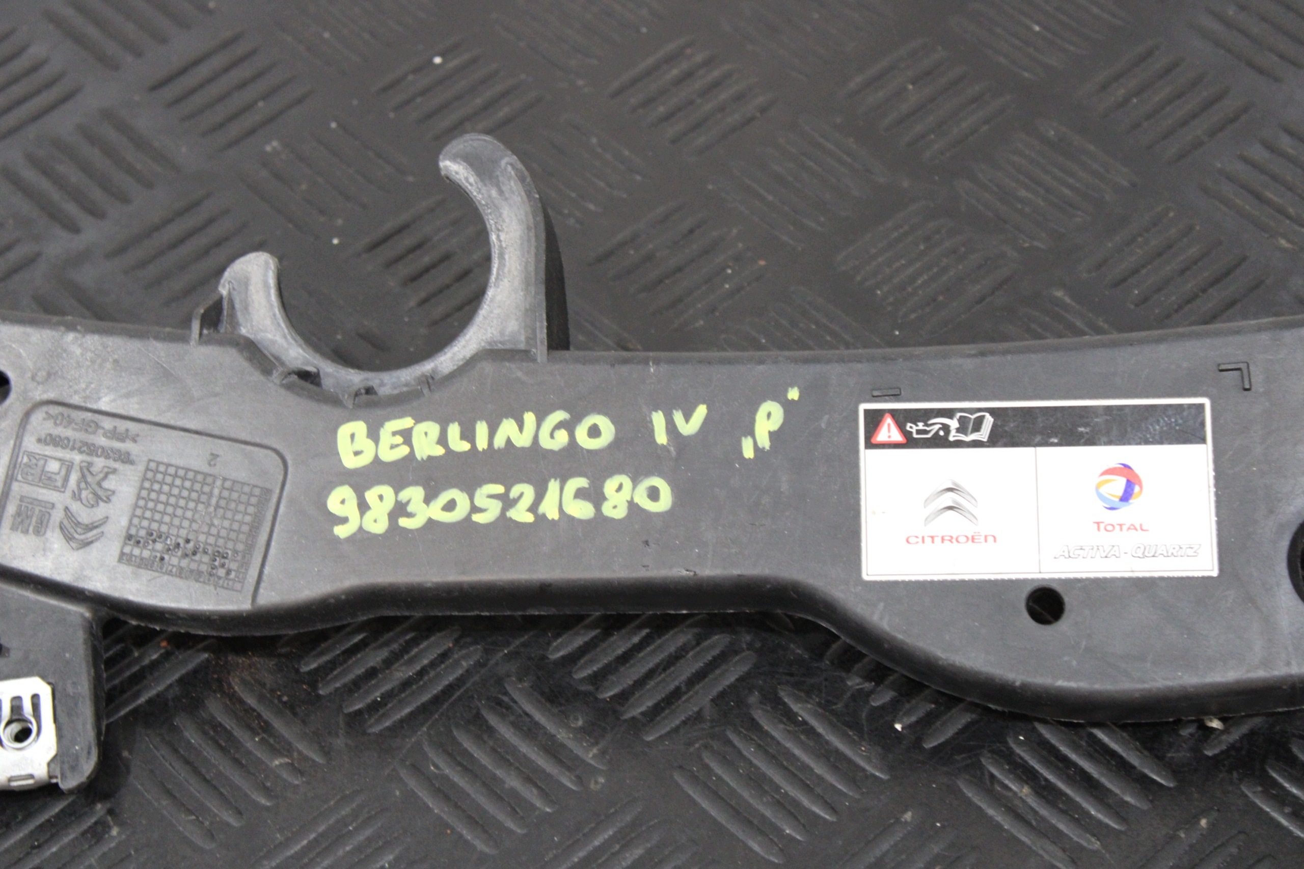 OKULAR lights right front 9830521680 CITROEN BERLINGO IV 4 2019