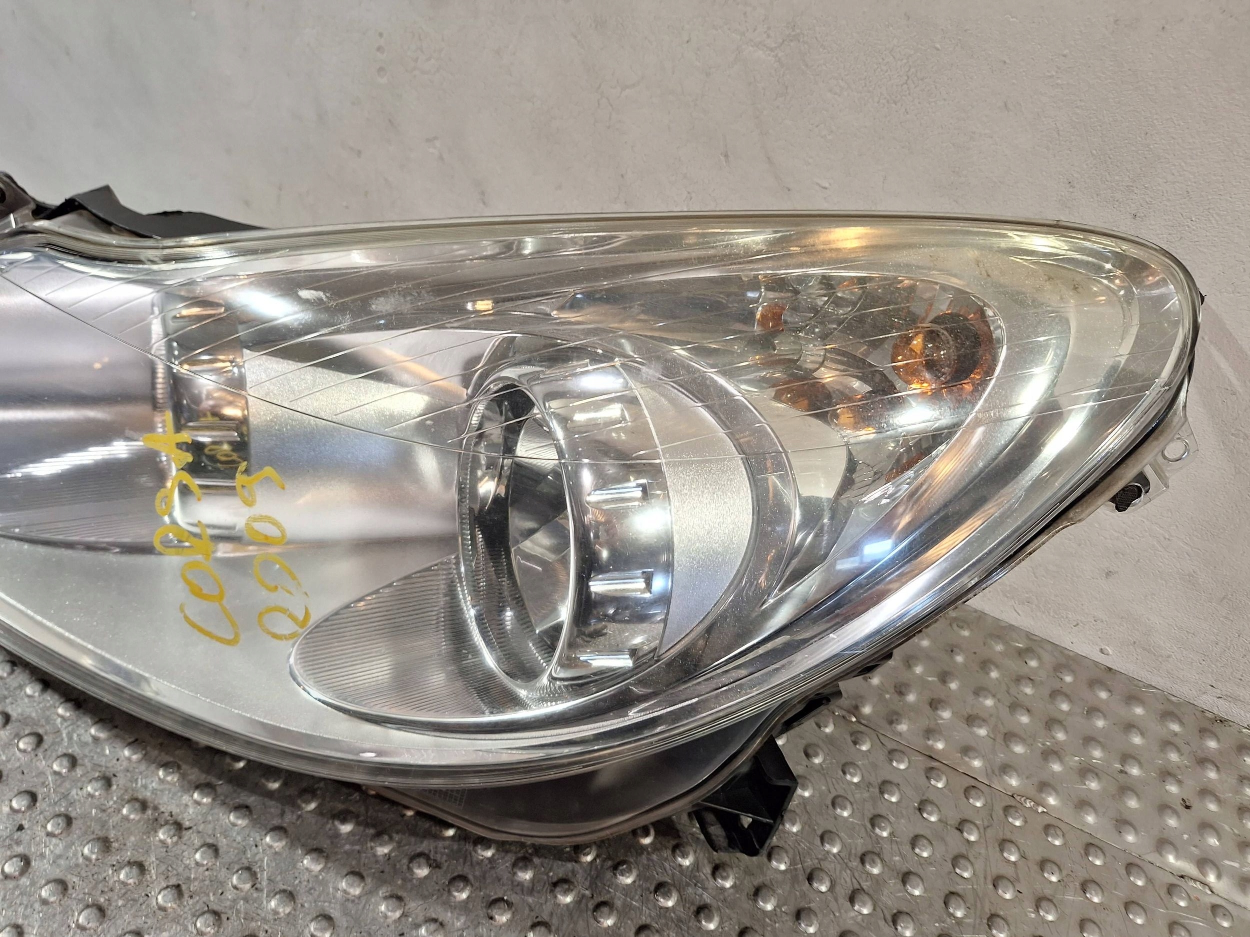light front left 13186381 OPEL CORSA D 06