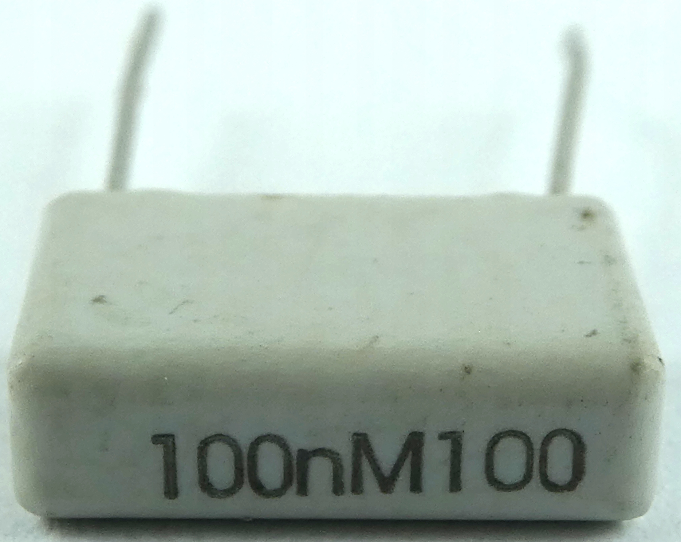 Foliowy EVOX 100nF 0,1uF 20% 100V AC 10szt