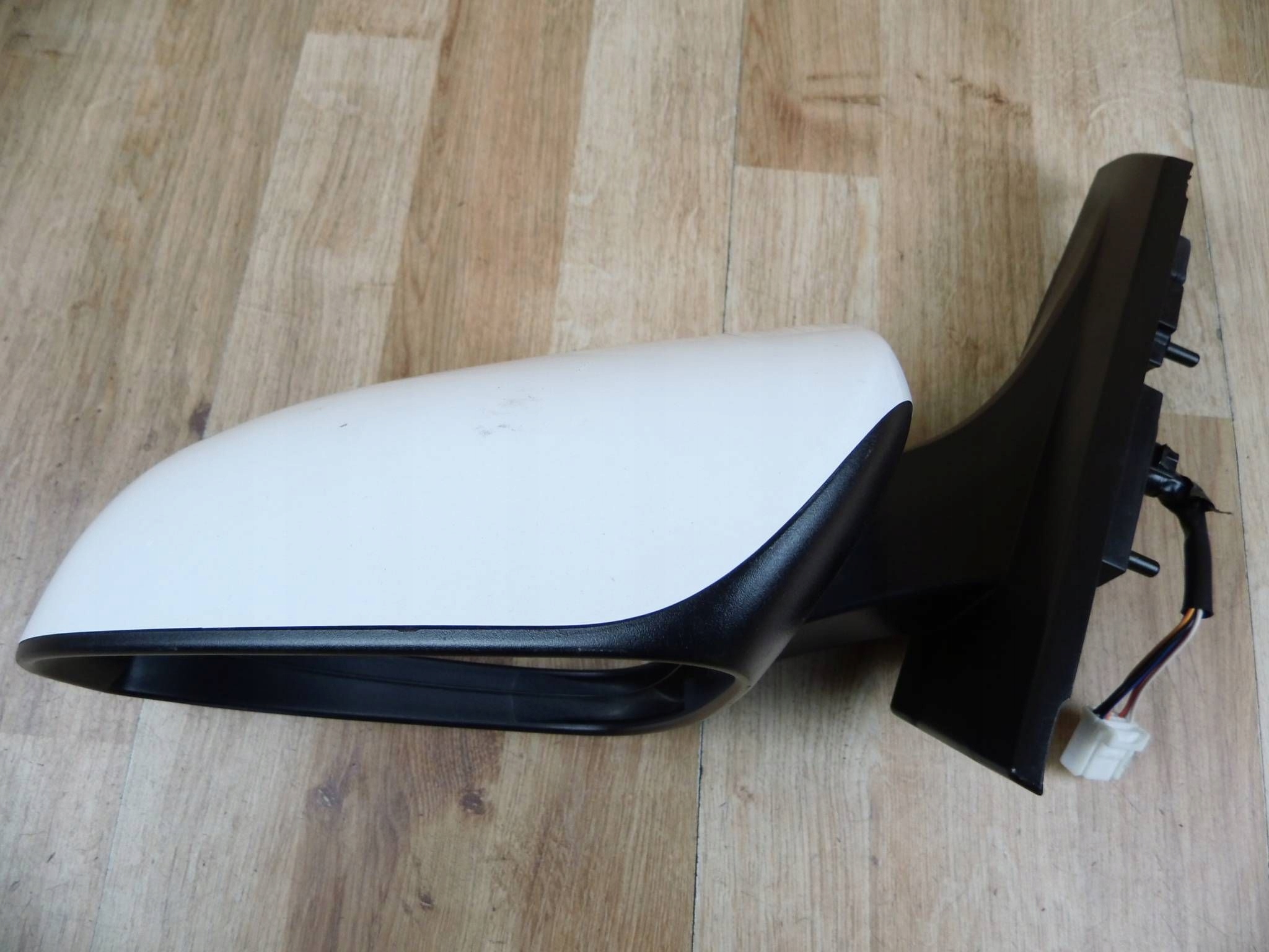 Toyota C-HR CHR mirror left 7-PIN - 048540