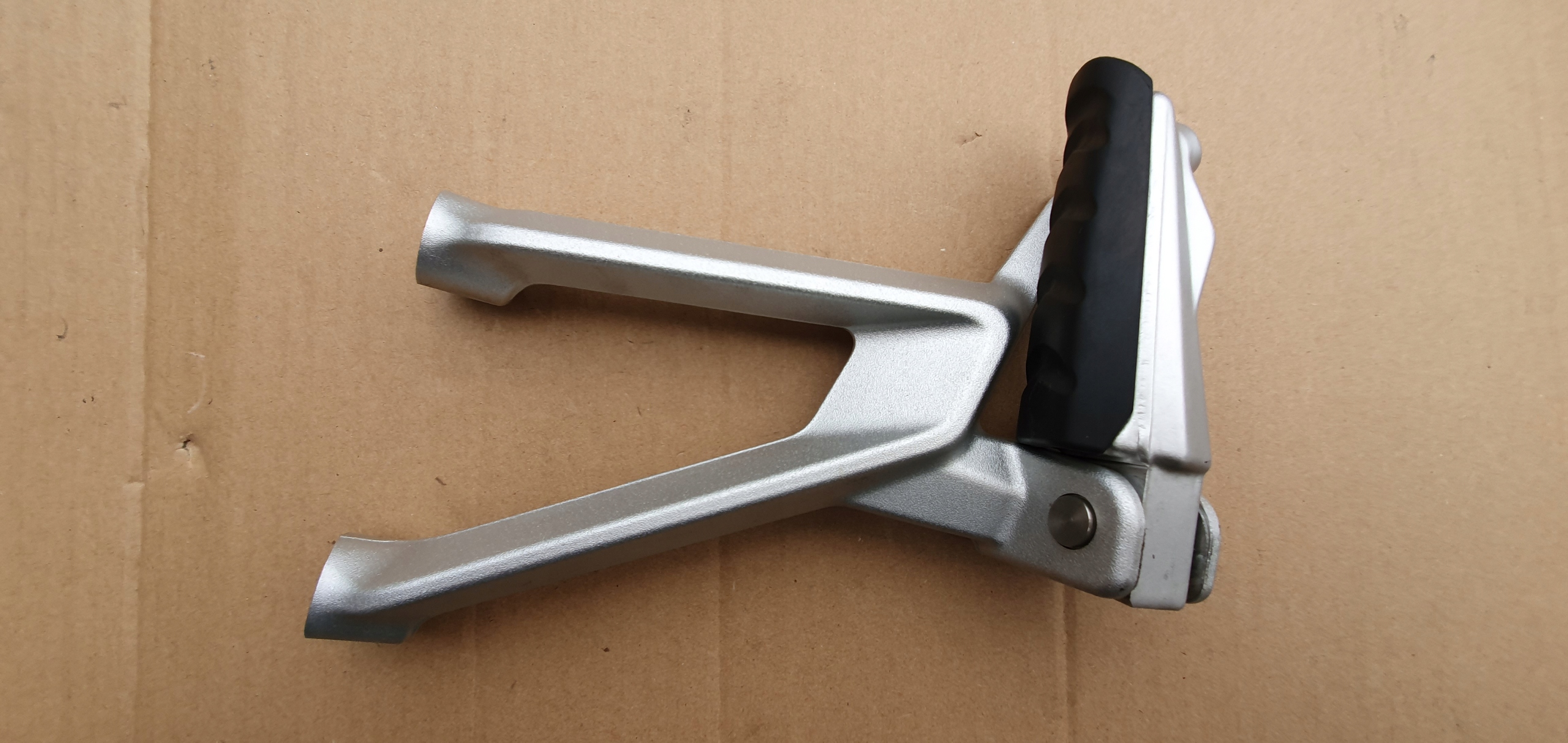 BMW 1200 1250 R RS K53 K54-SET задняя подножка левая