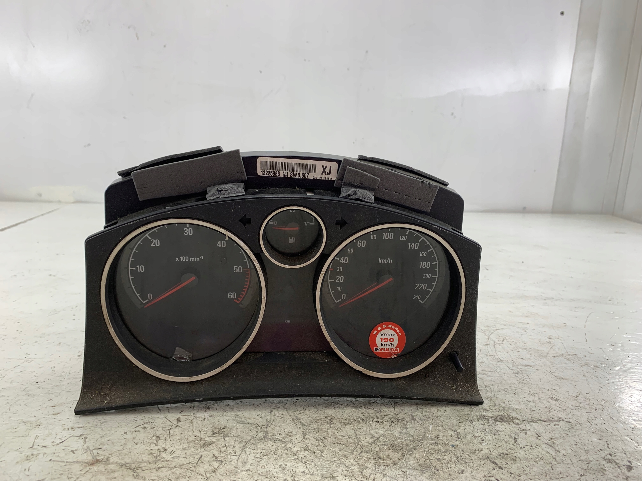 OPEL ZAFIRA B ASTRA H 1.9 CDTI dials dials 13225988