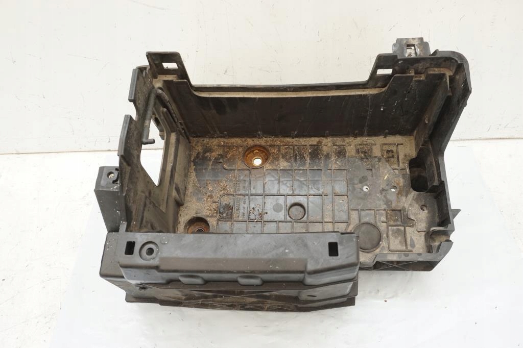 244460009R - БАТАРЕЙНАЯ БАЗА RENAULT LAGUNA III COUPE