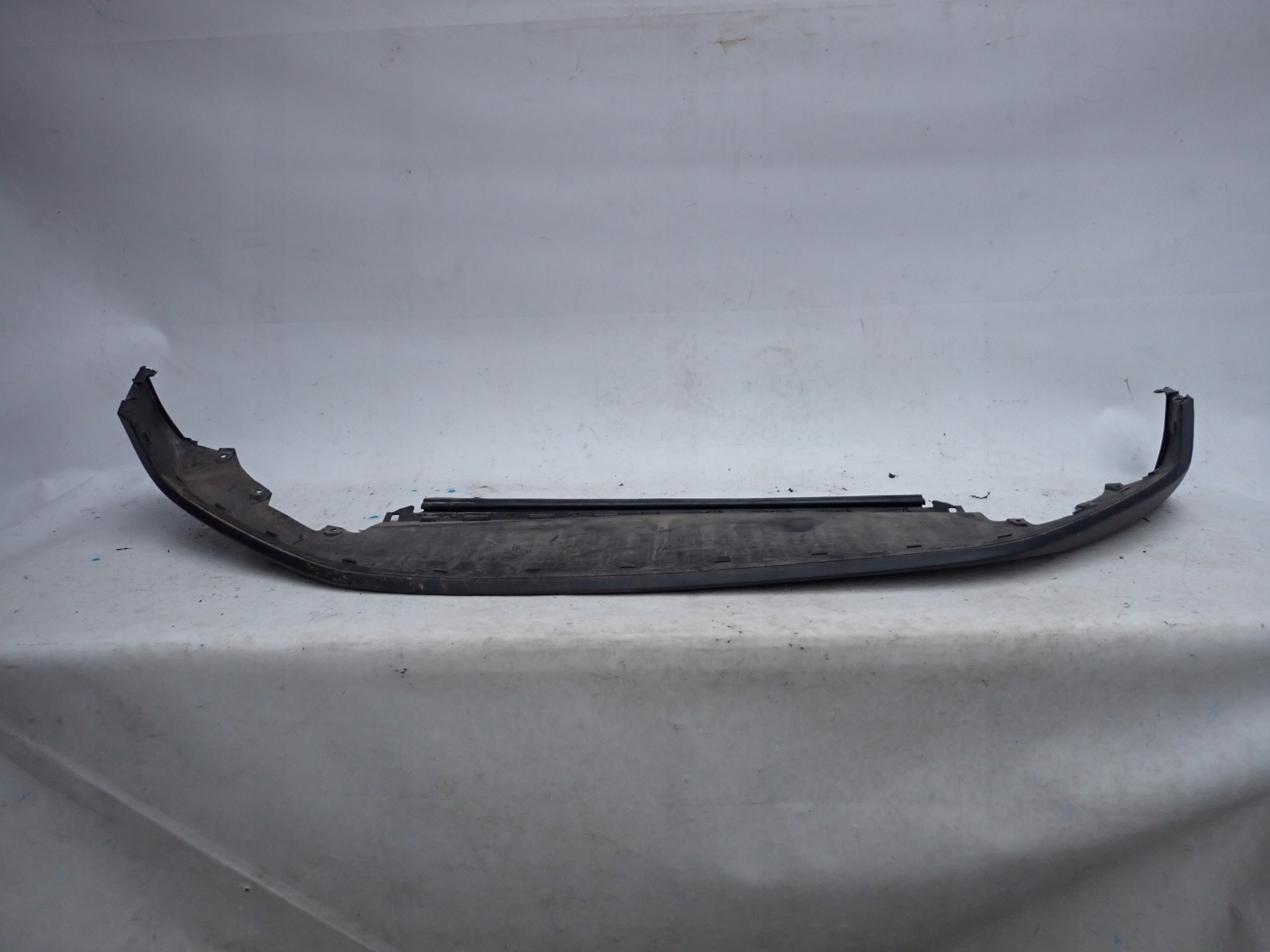 VW TAIGO 20- spoiler of a bumper front front 2G7805903