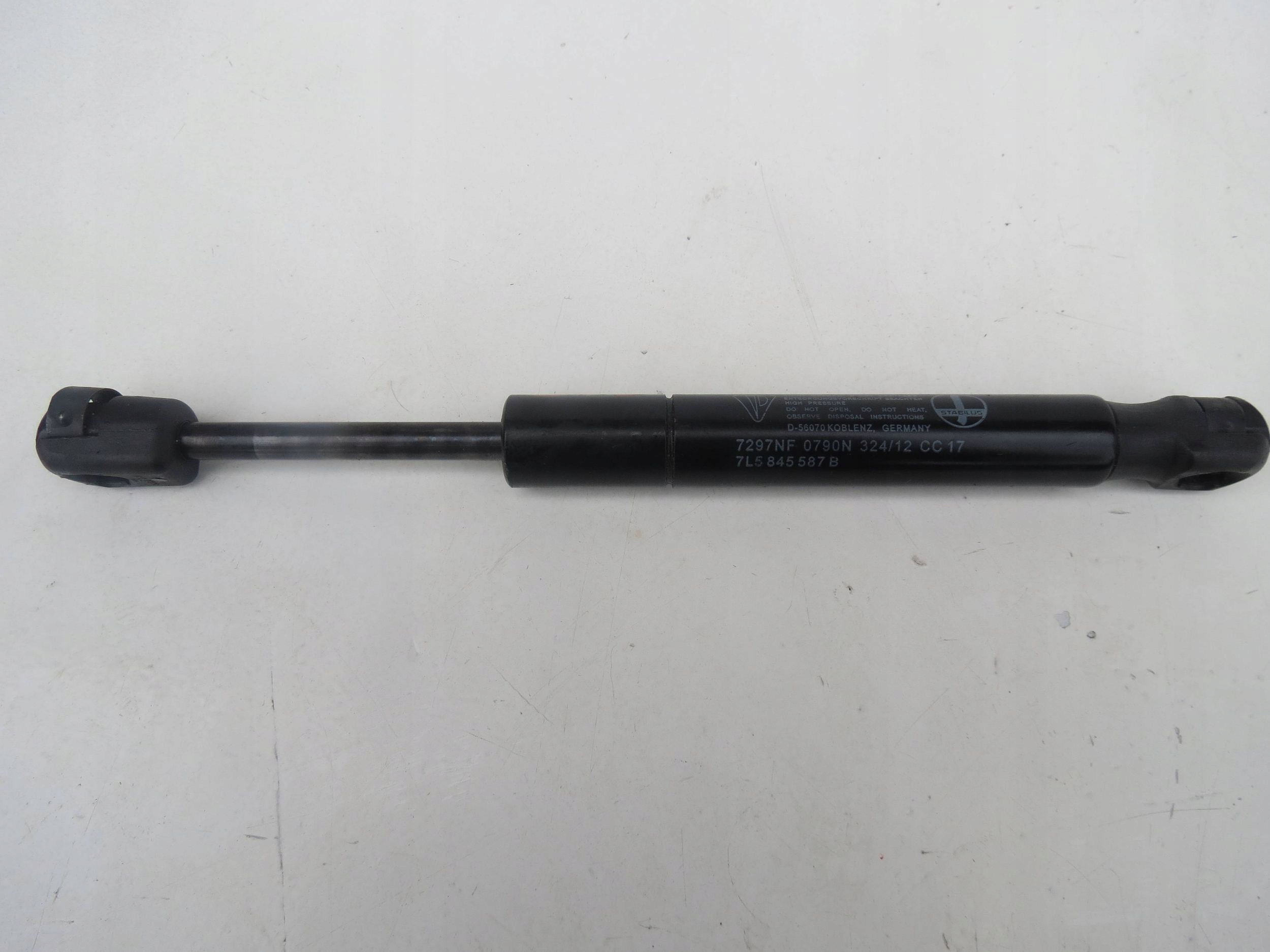 SILOWNIKI bonnet boot PORSCHE CAYENNE 4.5 V8 7L5845587B