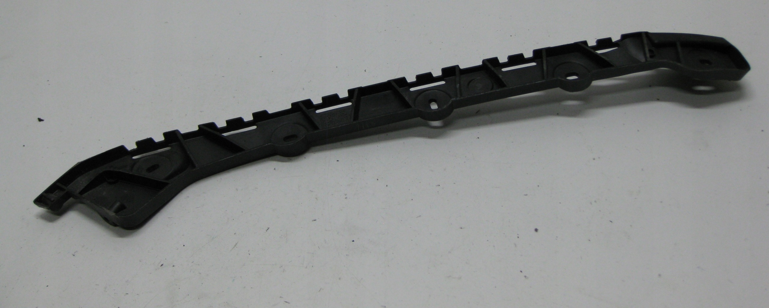 SKODA OCTAVIA III bumper bracket left rear part 5E9807393