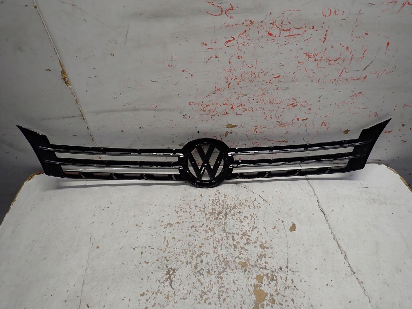 Grill VW TOURAN 2010-2015 1T0853601E