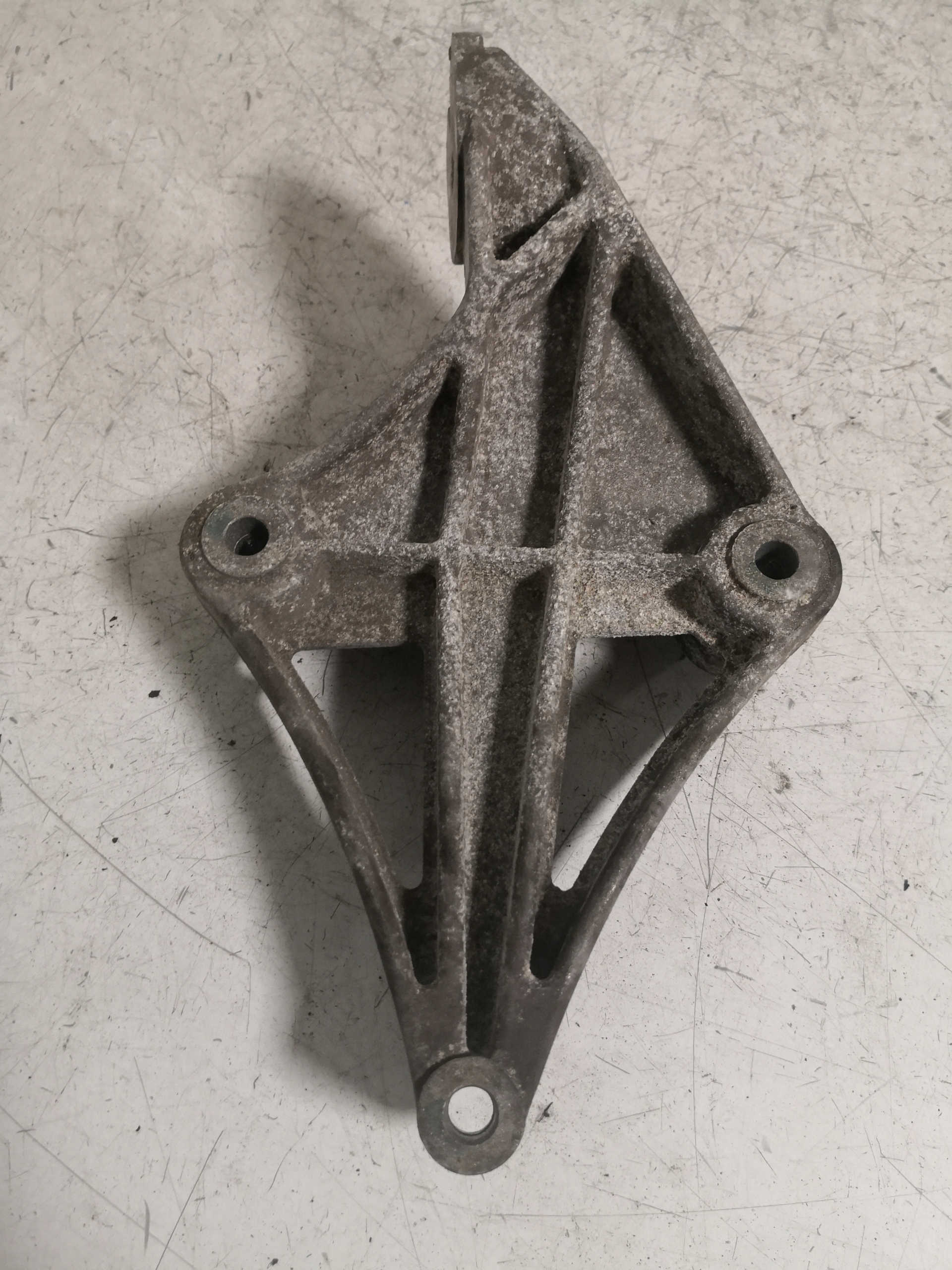 engine mount OPEL VECTRA B 90498429