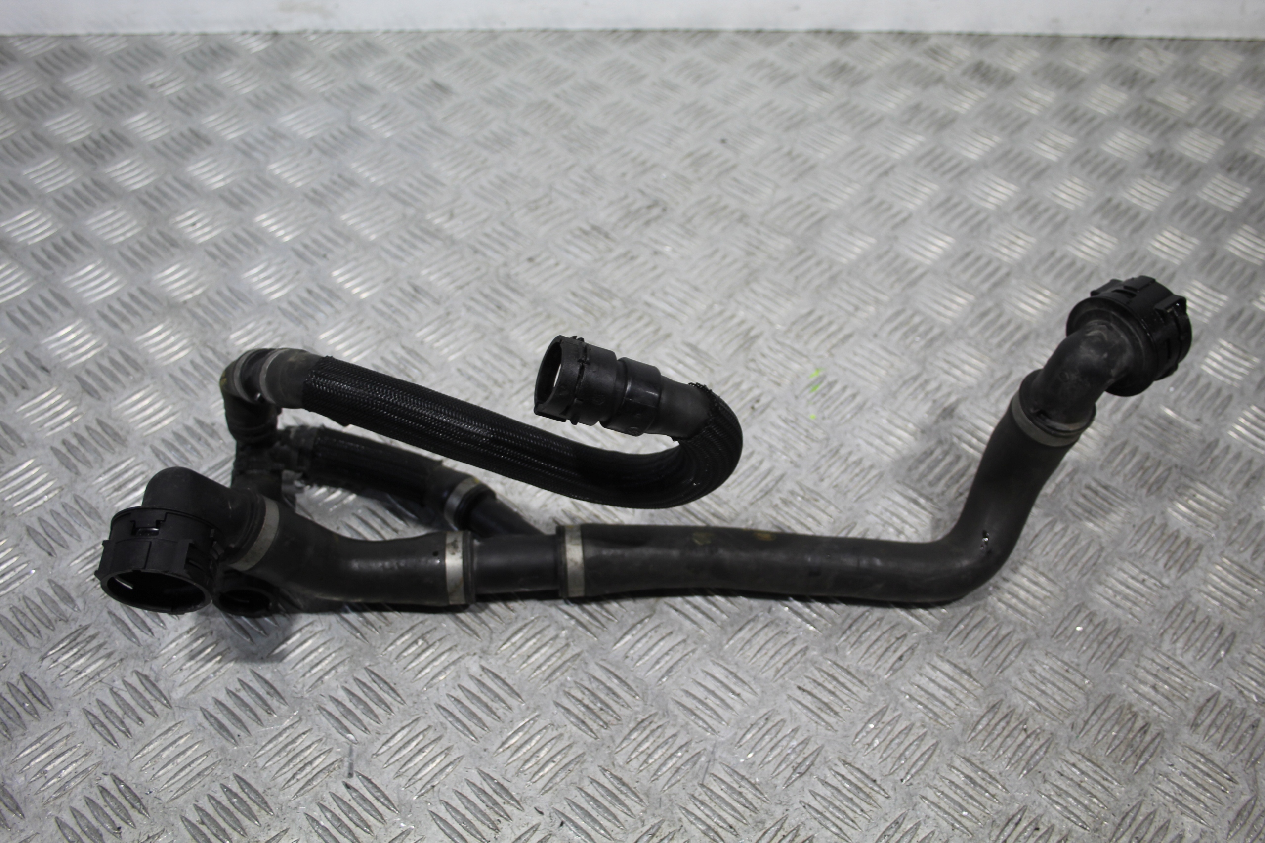 CRIJEVO PRIJENOS VODE LAND ROVER DISCOVERY SPORT L550