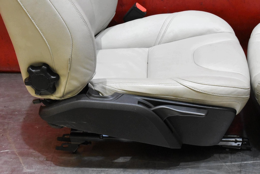 Sitz Sitze SKORZANE KOMPLET EU VOLVO V40 2 II 5D HB 12-16