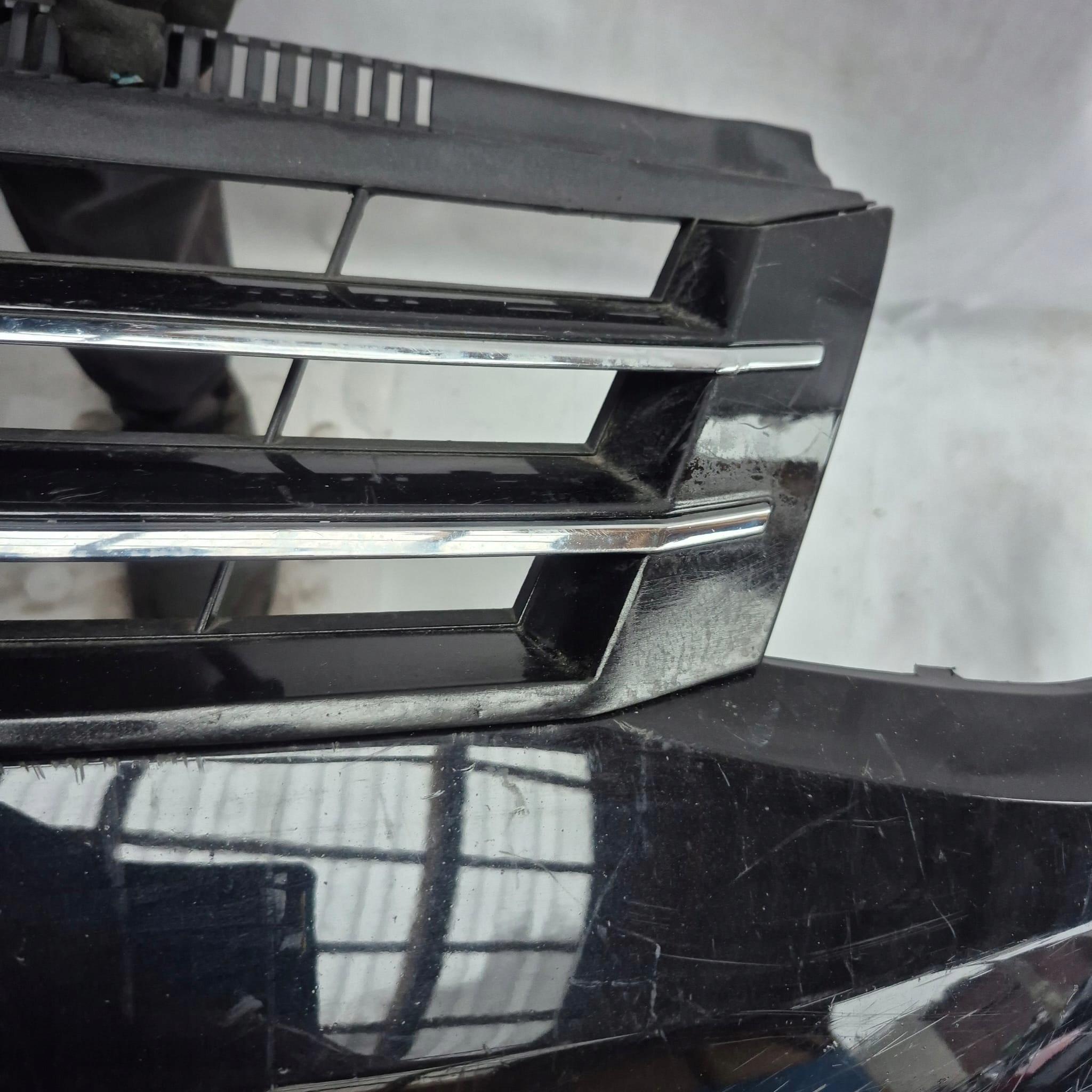 VW SHARAN II 2 10-22 bumper front front SPR 4XPDC 7N0807221A