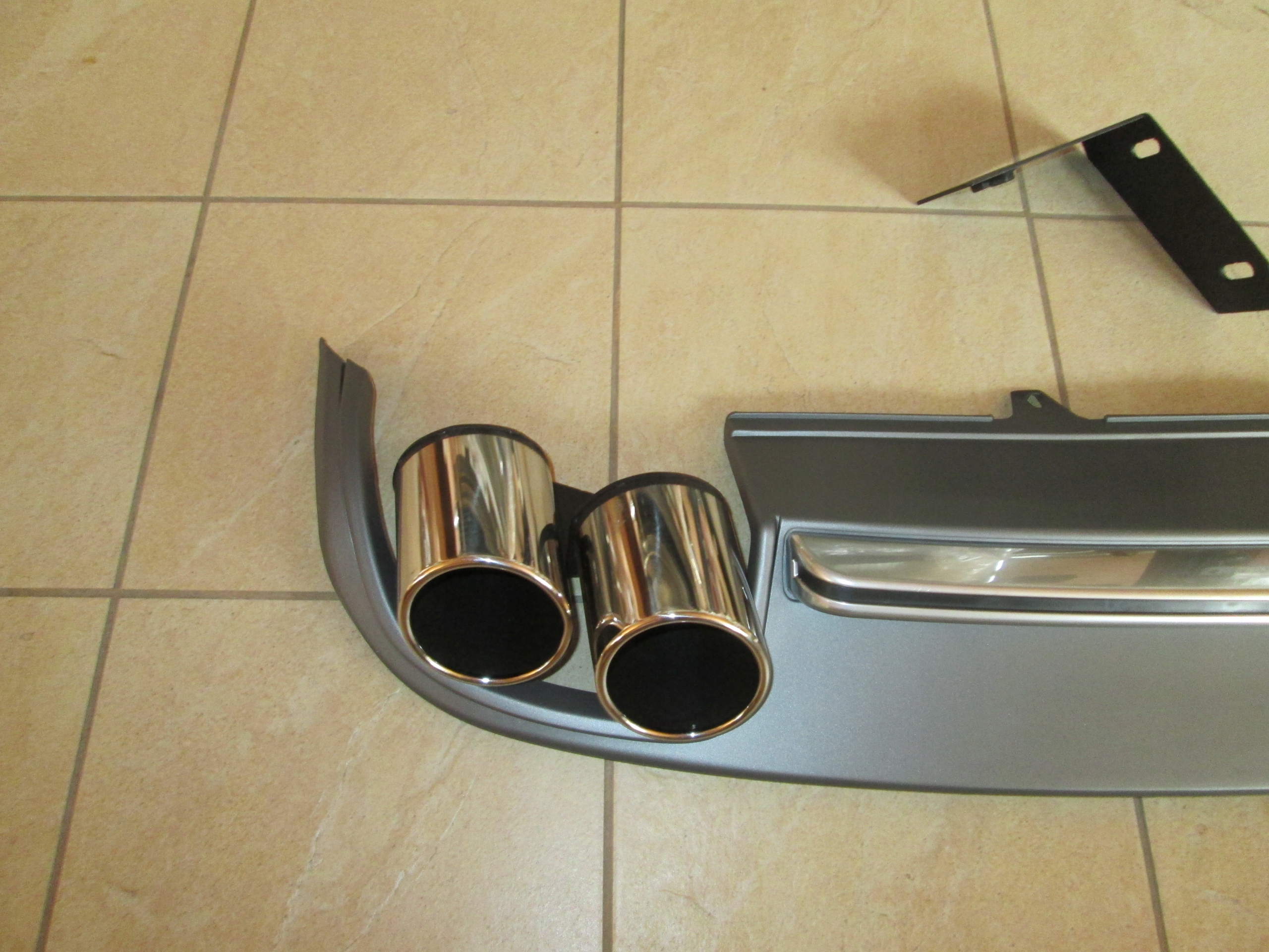 Dyfuzor tylnego zderzaka Audi A4 12-15 wzor S4 EAN (GTIN) 9784642019118