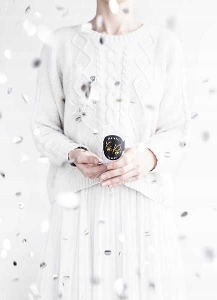 TUBA PUSH POP WYRZUTNIA KONFETTI SREBRNE STRZELAJĄCE NA URODZINY WESELE Kolor srebrny