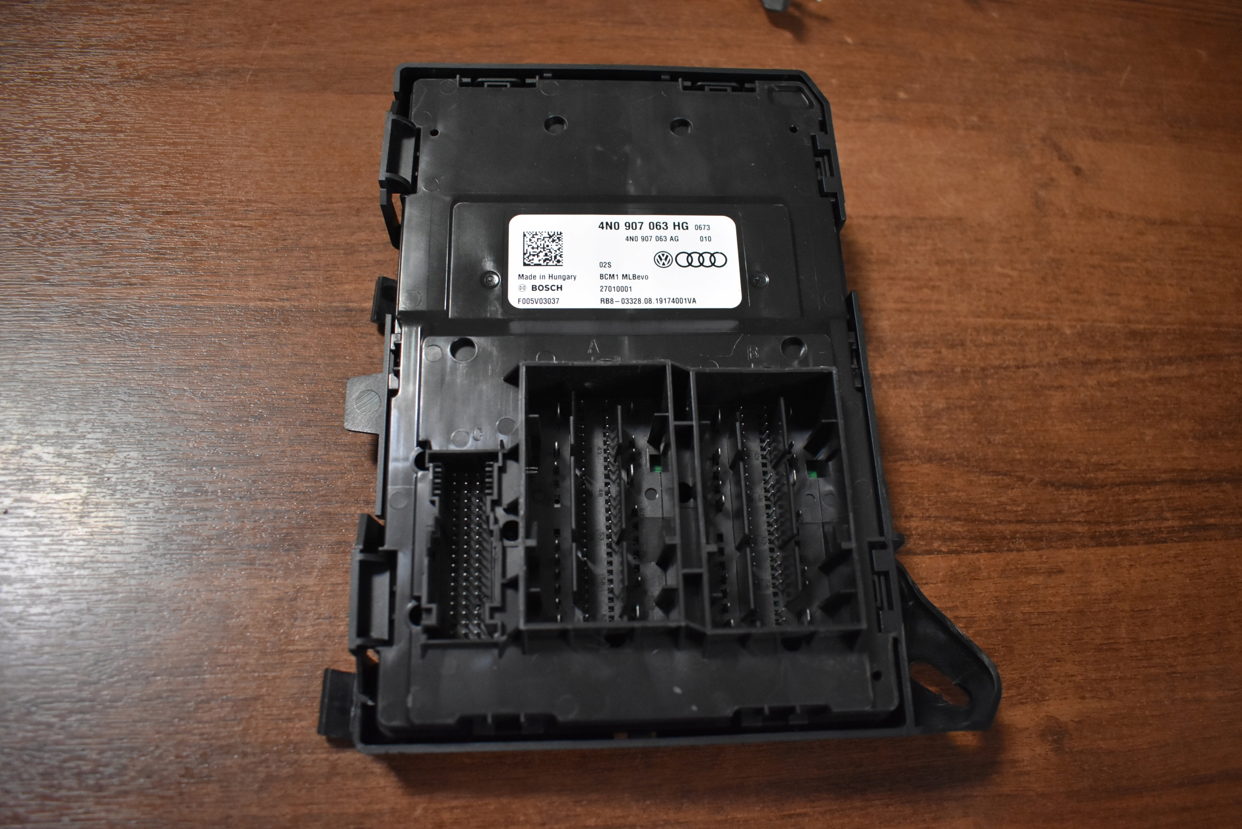 IDEALNY module control unit BCM PORSCHE AUDI 1 9