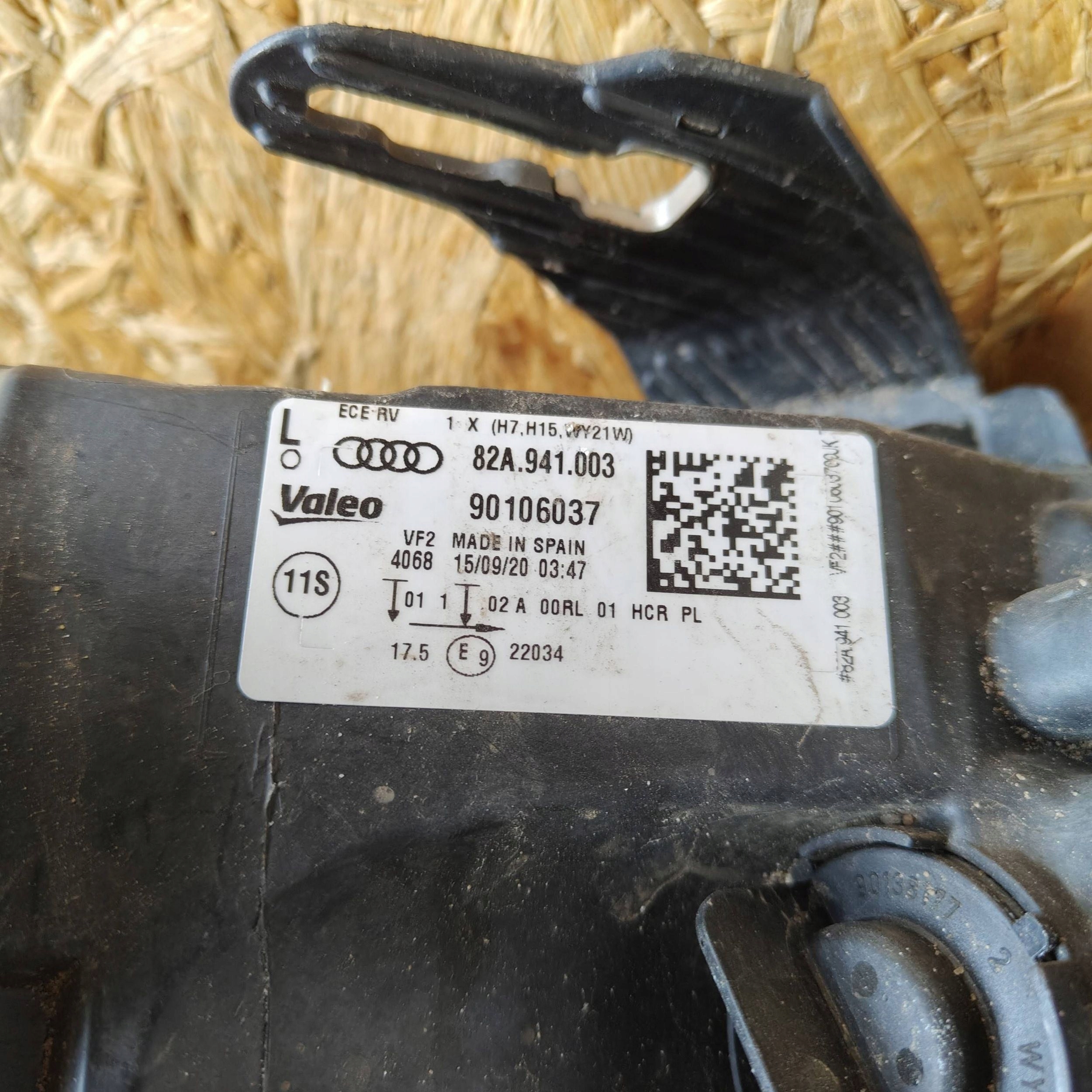 Reflektor vorne Seite links Audi A1 82A941003