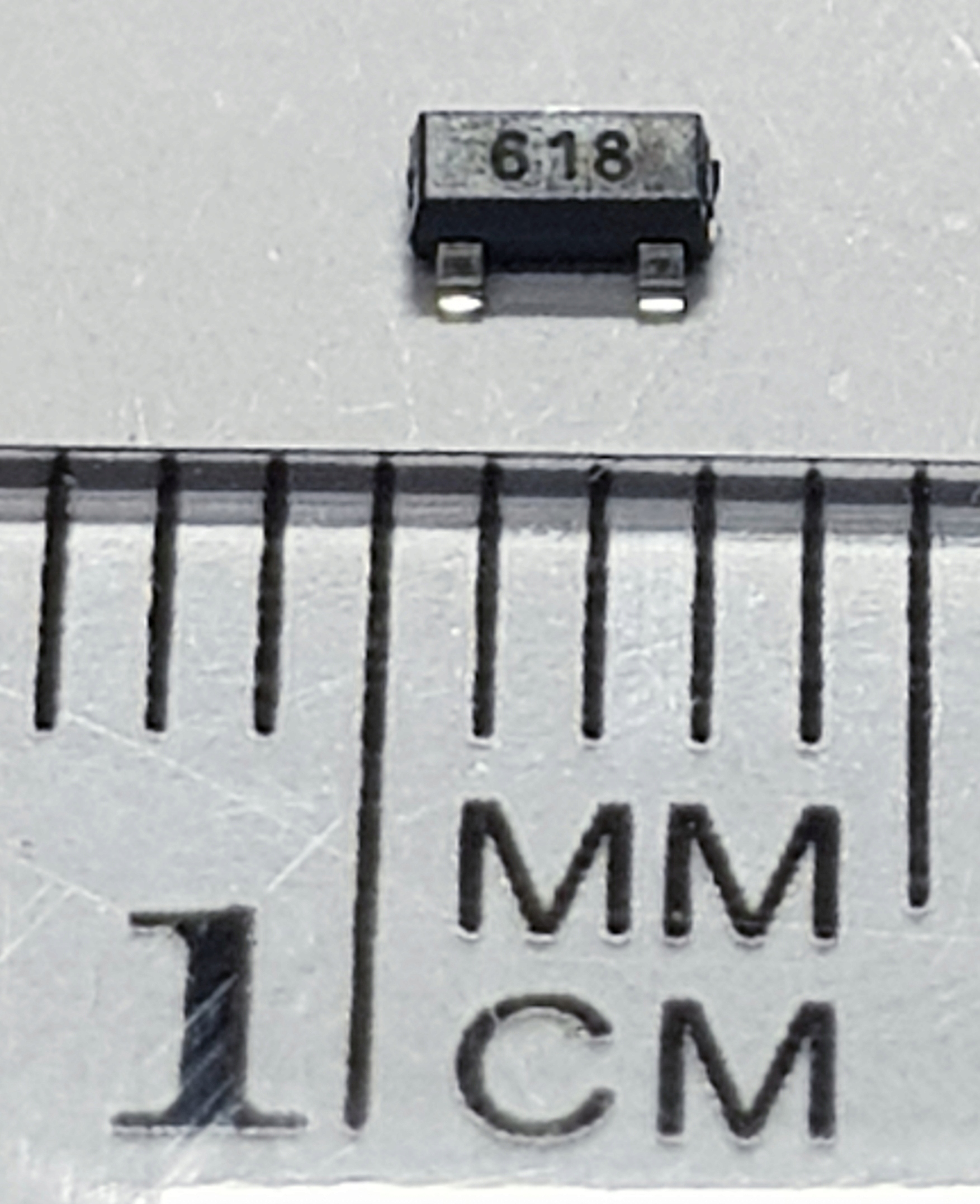 Tranzystor FMMT618 618 bipolarny Npn Diodes
