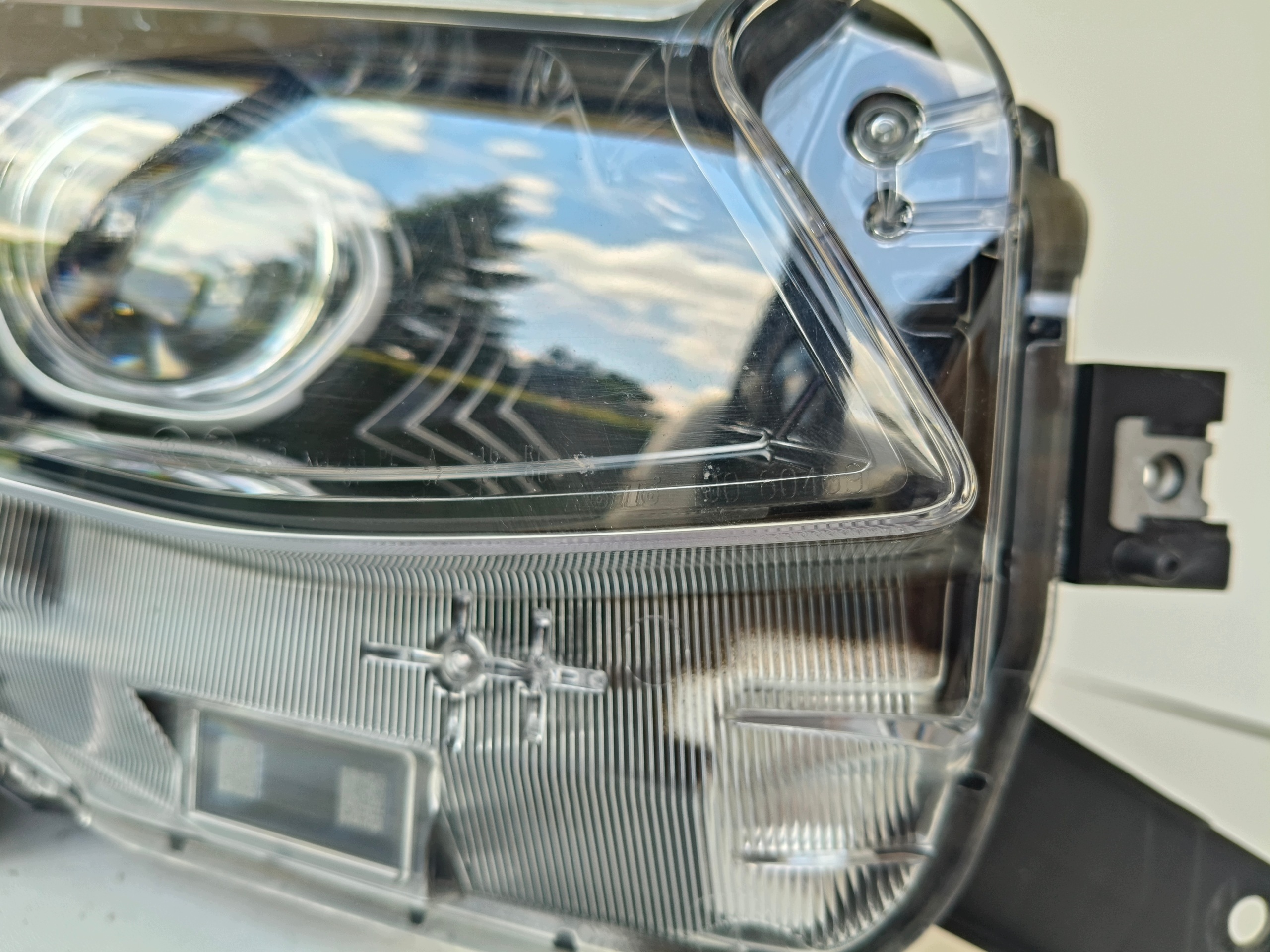 light right REFLEKTOR SUBARU OUTBACK 22- LIFT FULL LED