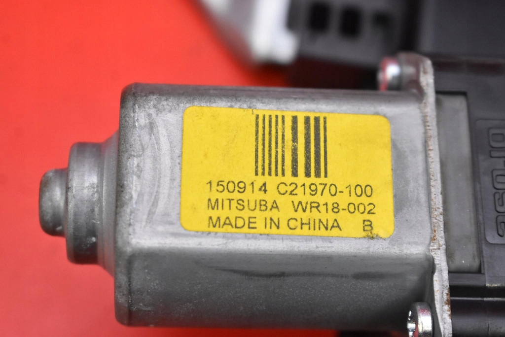 window regulator left front EU 807013ZL0B NISSAN PULSAR C13 5D HB 14-18