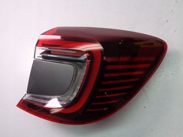 LAMPA PRAWY TYŁ RENAULT CAPTUR II 1.6 E-TECH 2023 ROK Numer katalogowy części 265507894R