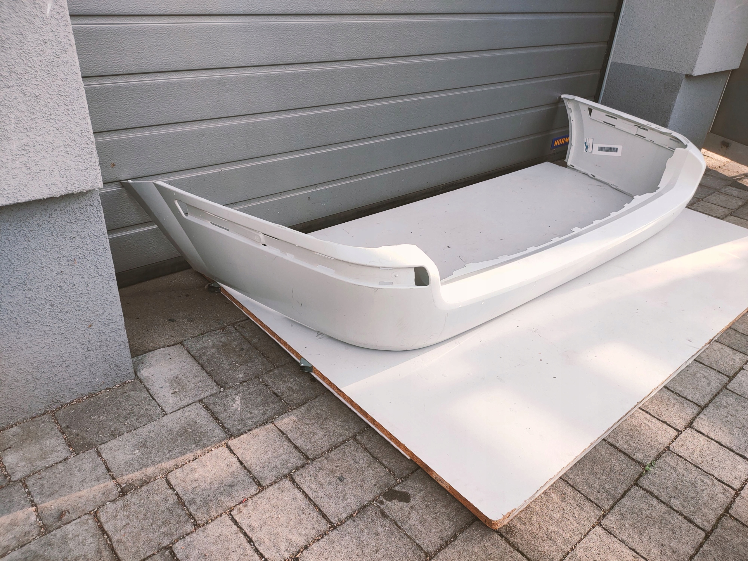MONDEO MK3 KOMBI bumper rear part new OE
