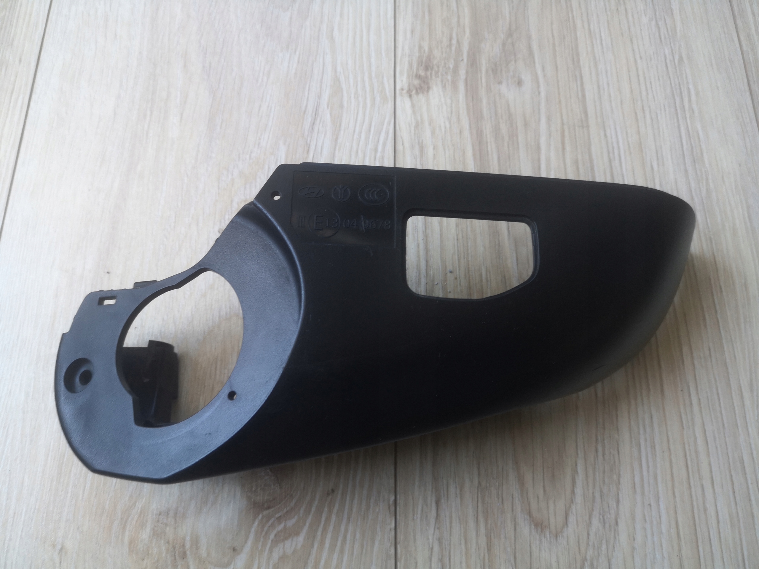 HYUNDAI IONIQ cover lower mirrors right OE