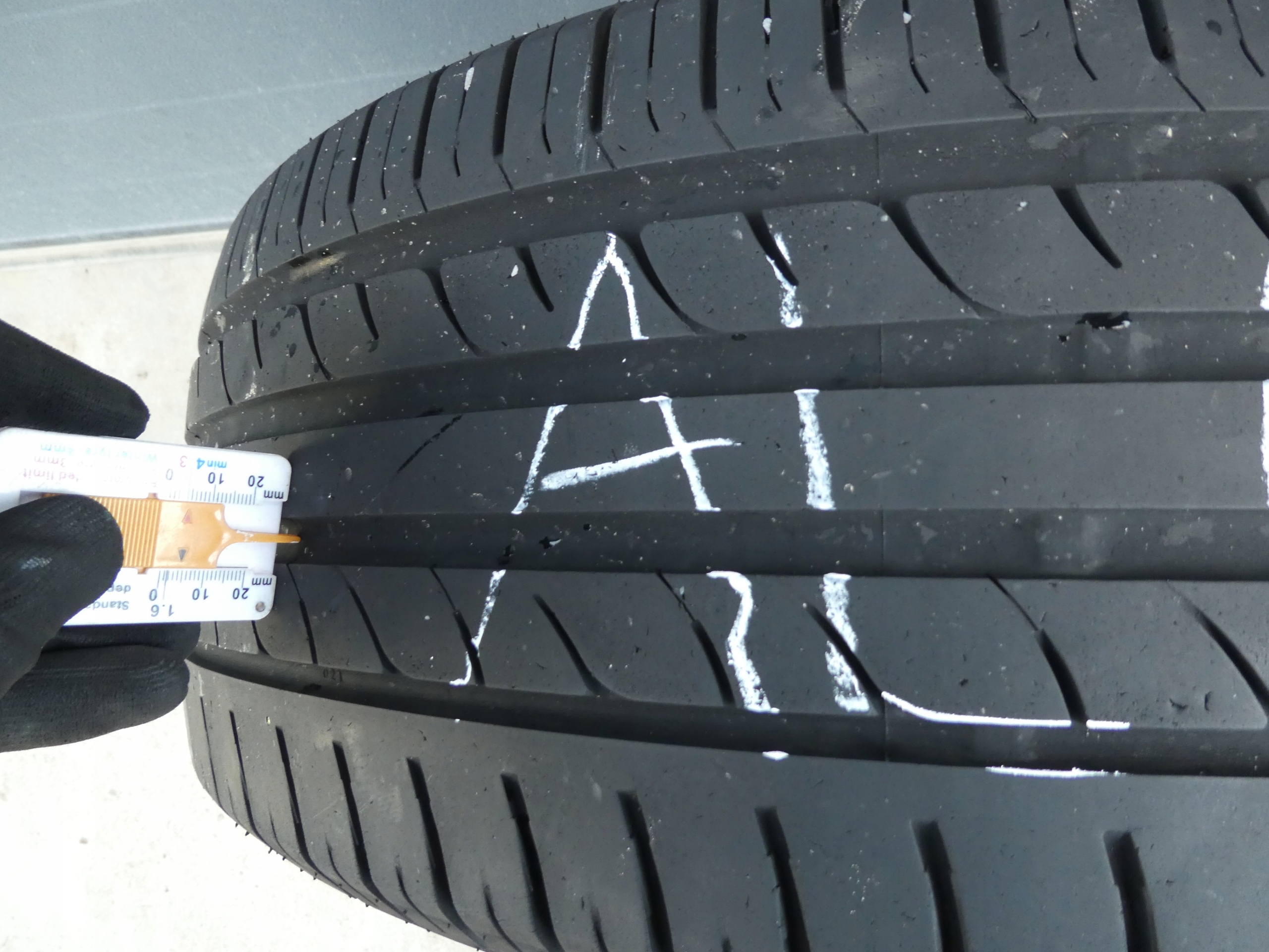 1X guma Goodride 235/50/18 2020R