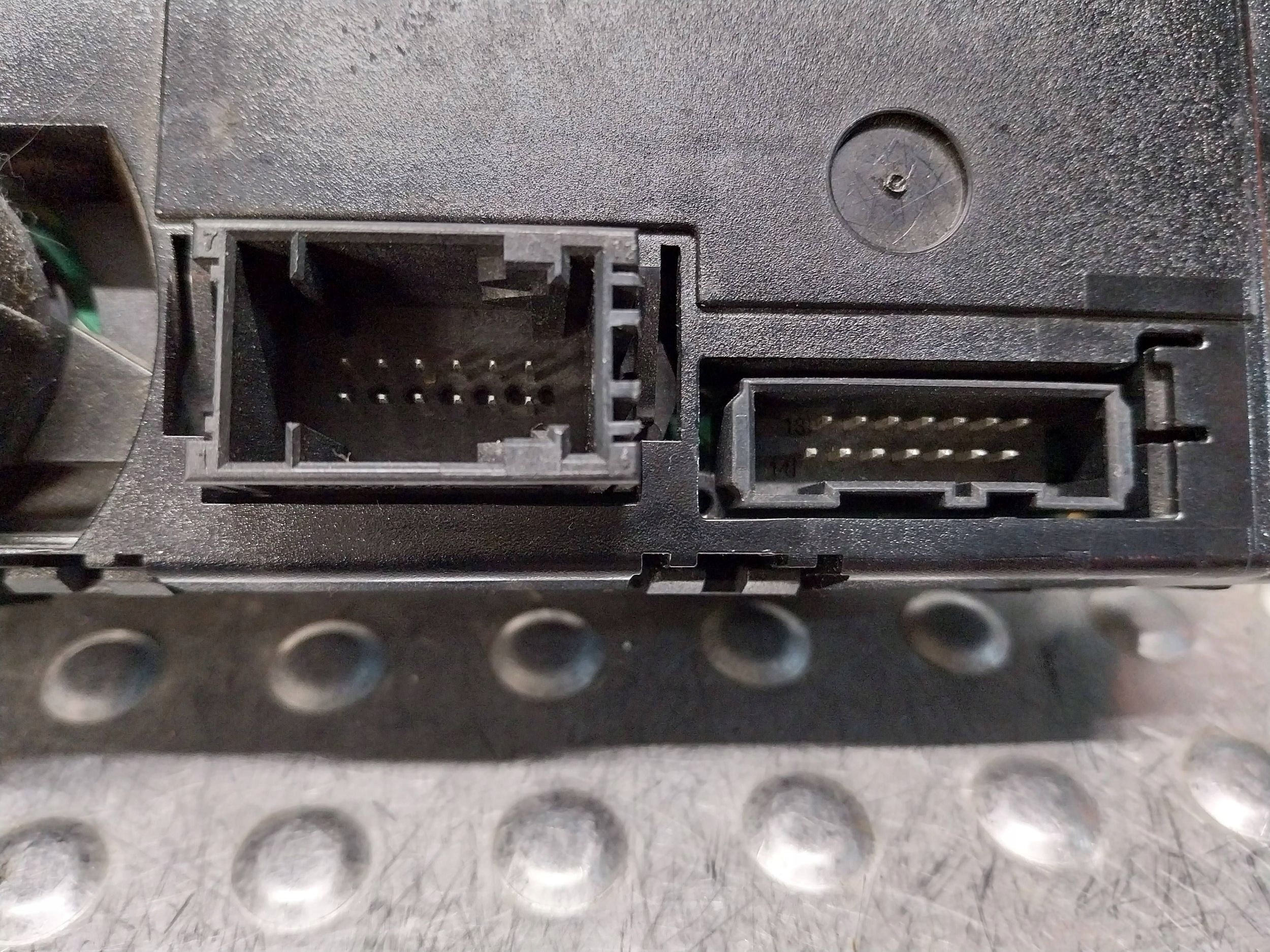 PANEL Bouches buses Climatisateur air conditionné 9221853 BMW E81 E82 E87 E88 E90 E91 E92 E93