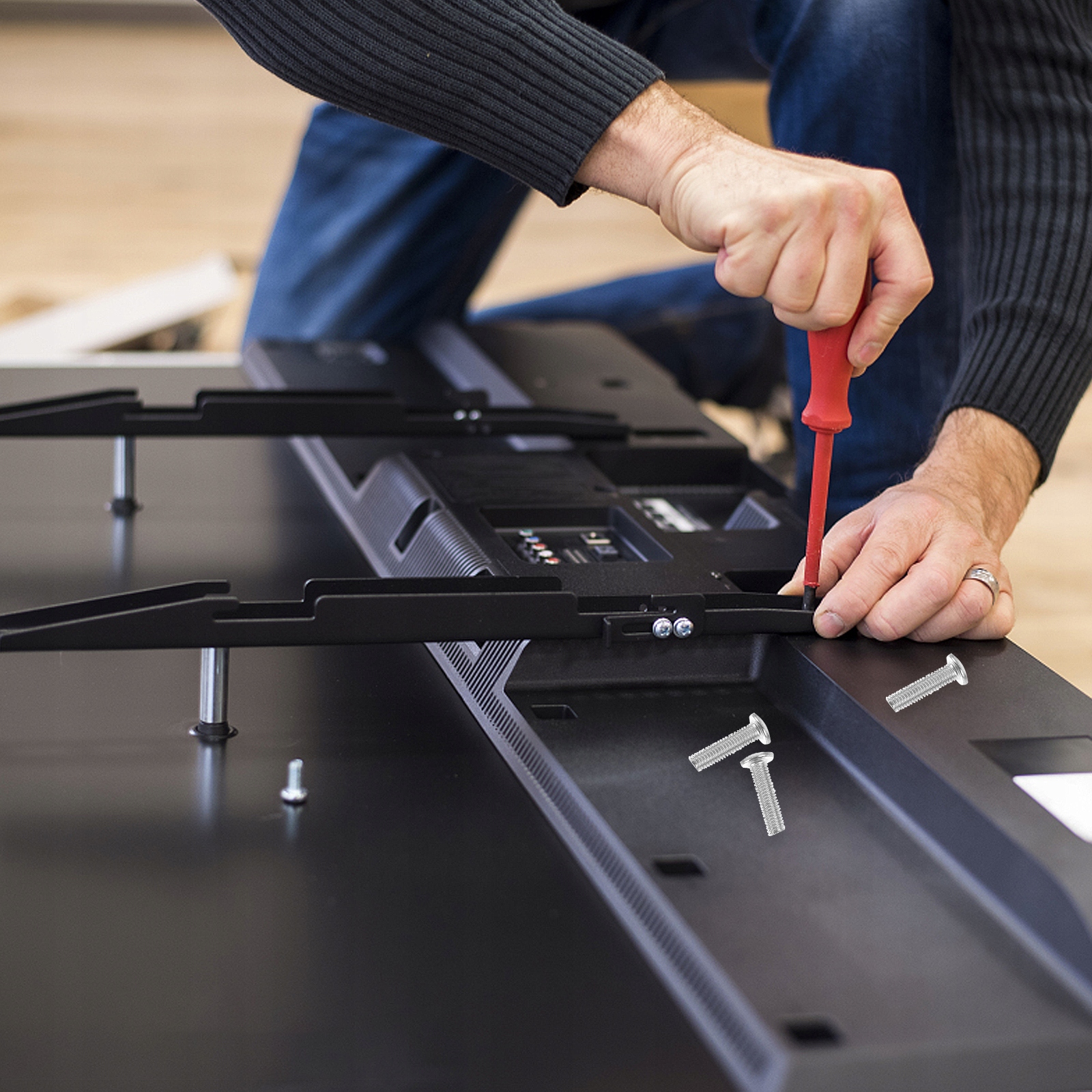 Śruby wspornika telewizora Paski mocujące Model 5469544358724932377