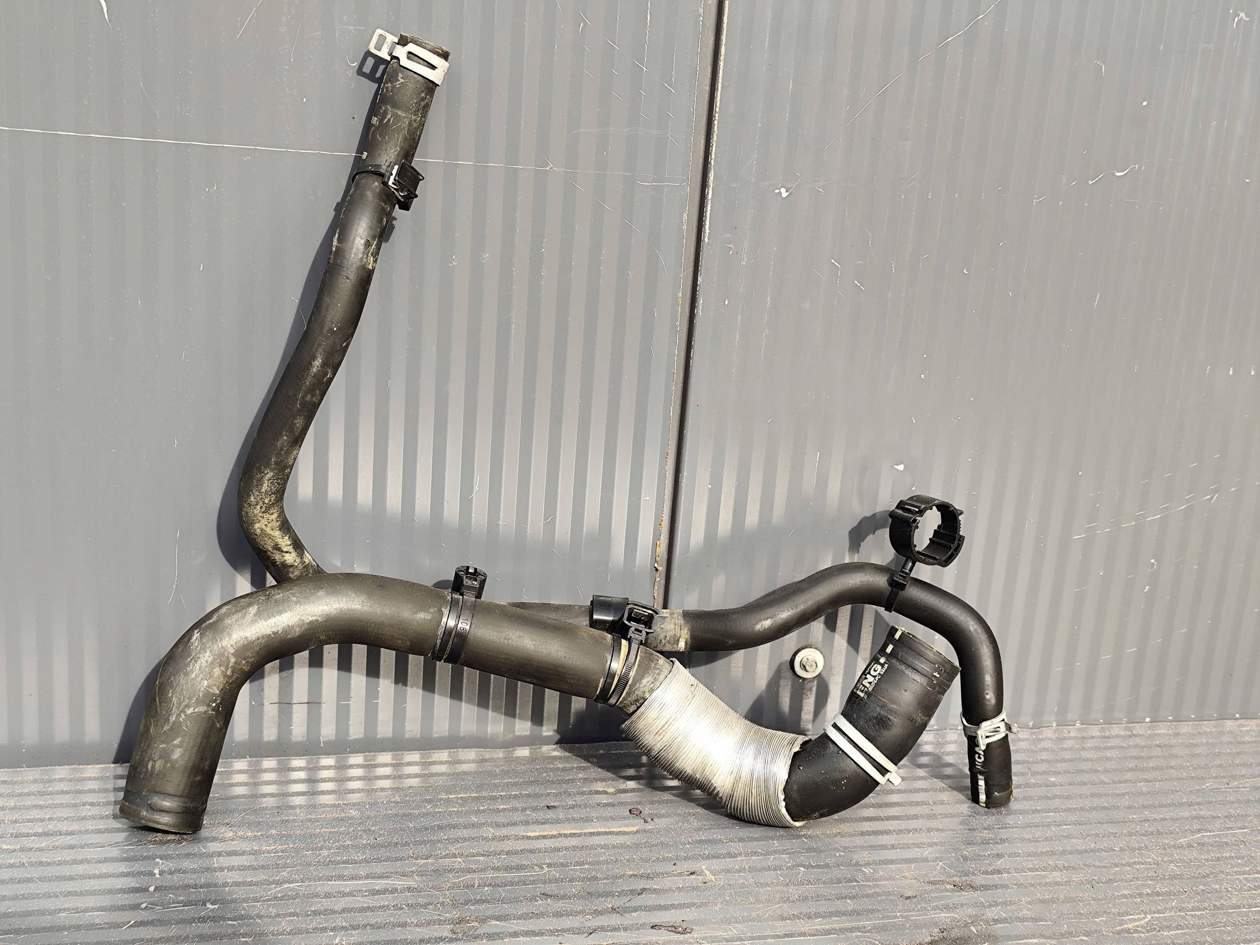 FORD FOCUS MK4 2.0 TDCI crijevo prijenos vode