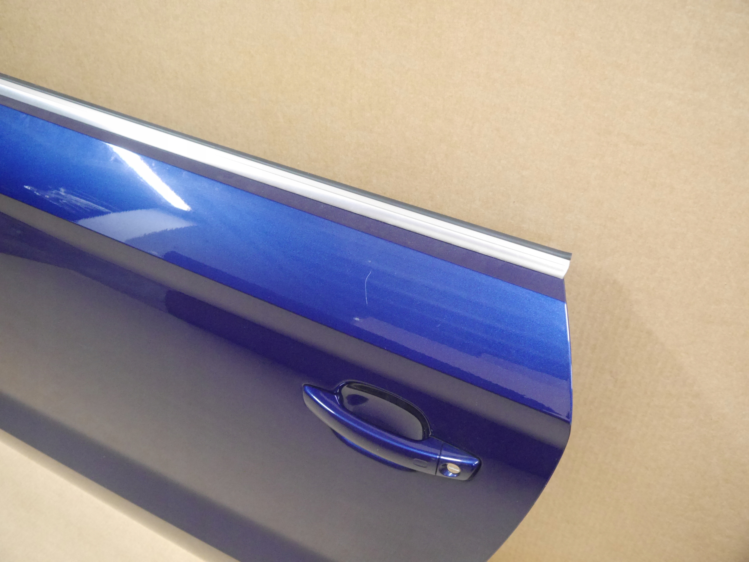 AUDI A3 8V7 DRZWI LEWE CABRIO LX5Q Kolor niebieski