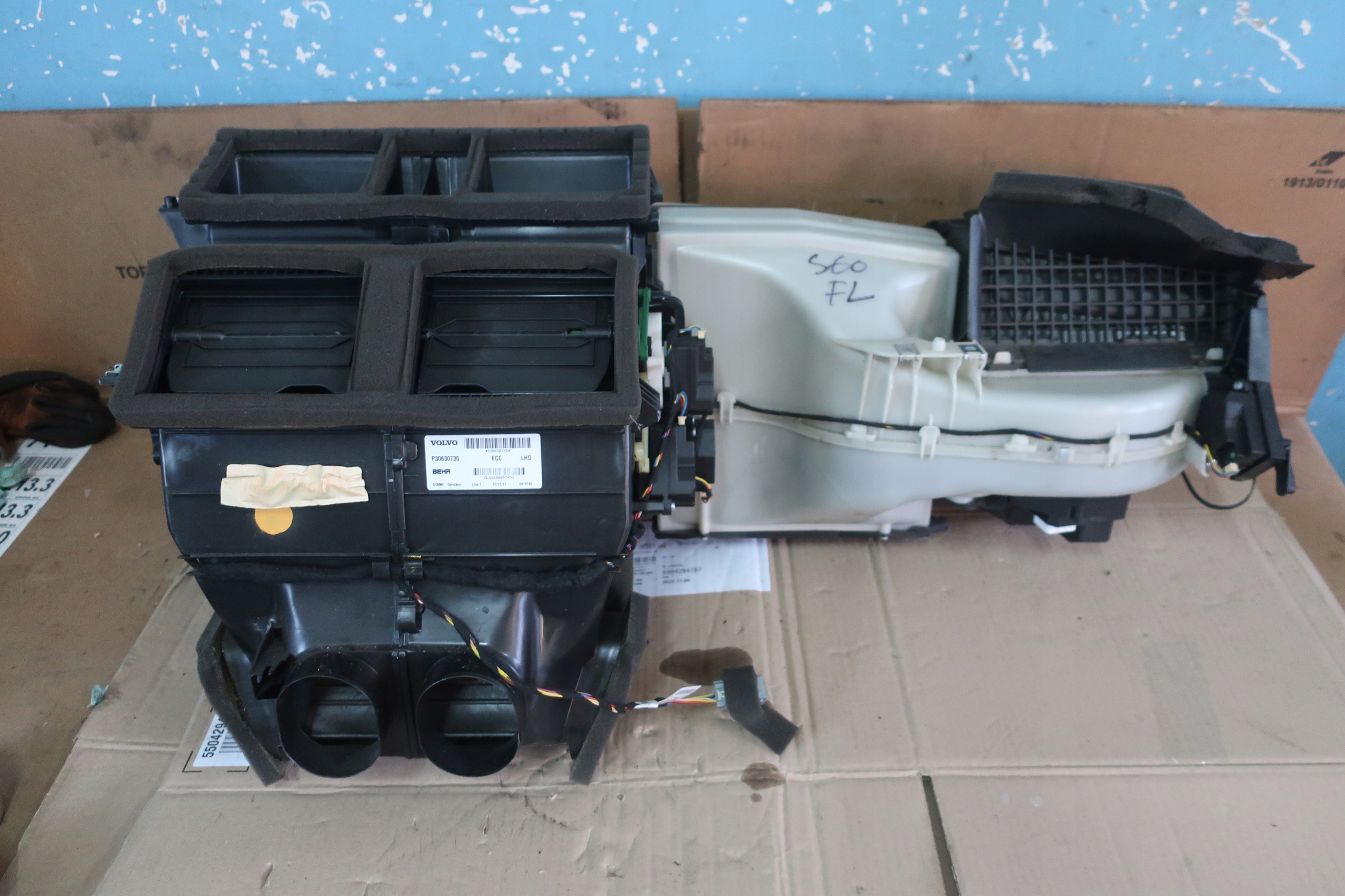 VOLVO V70 XC70 S60 и 04-корпус нагревателя LIFT