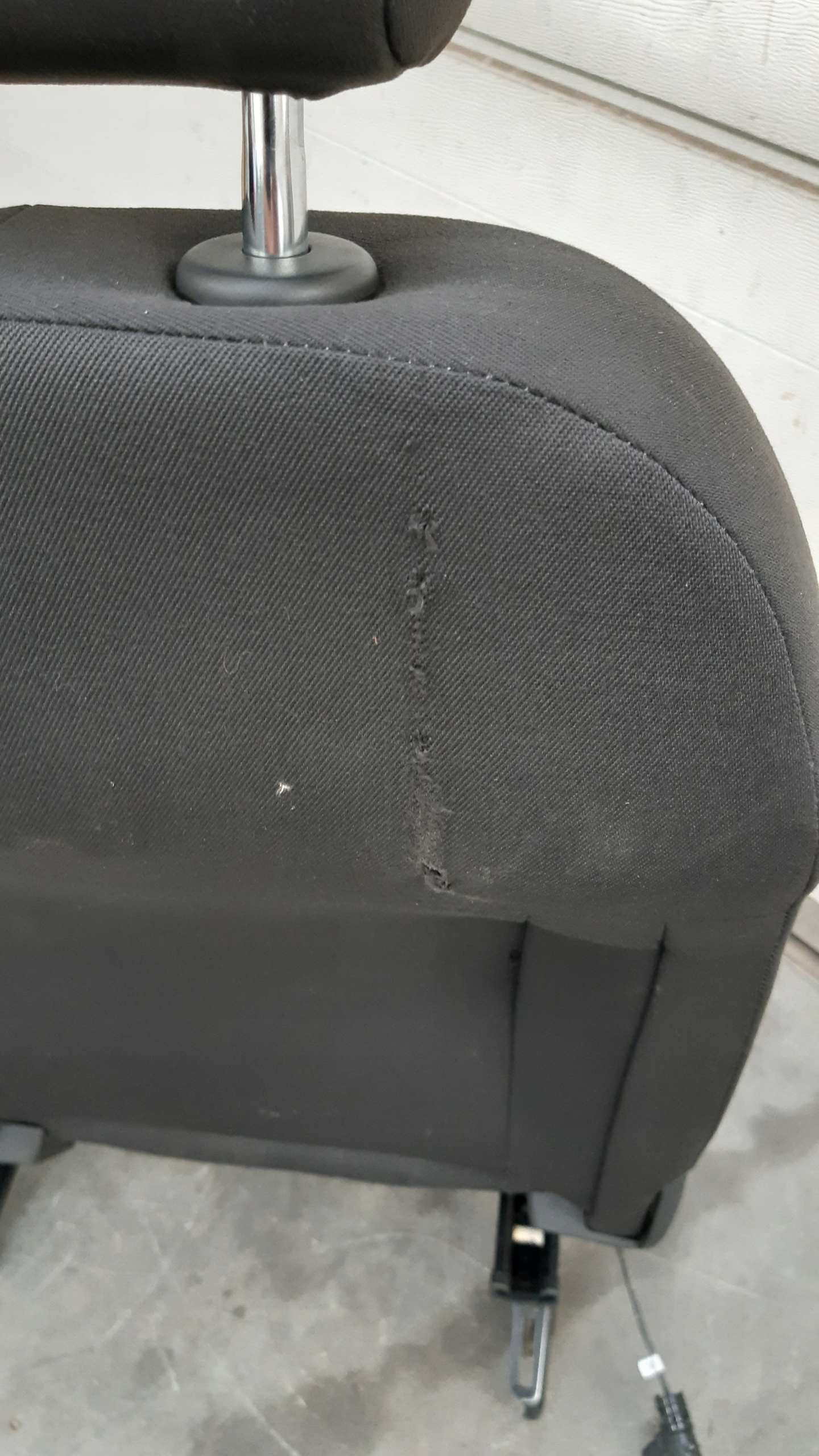 sedačka ľavý Opel Corsa E