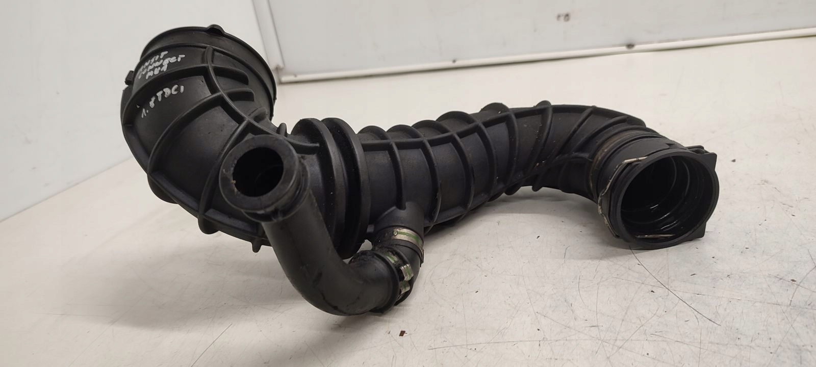 hose wiring air pipe Ford Transit Connect MK1 1,8 TDCI