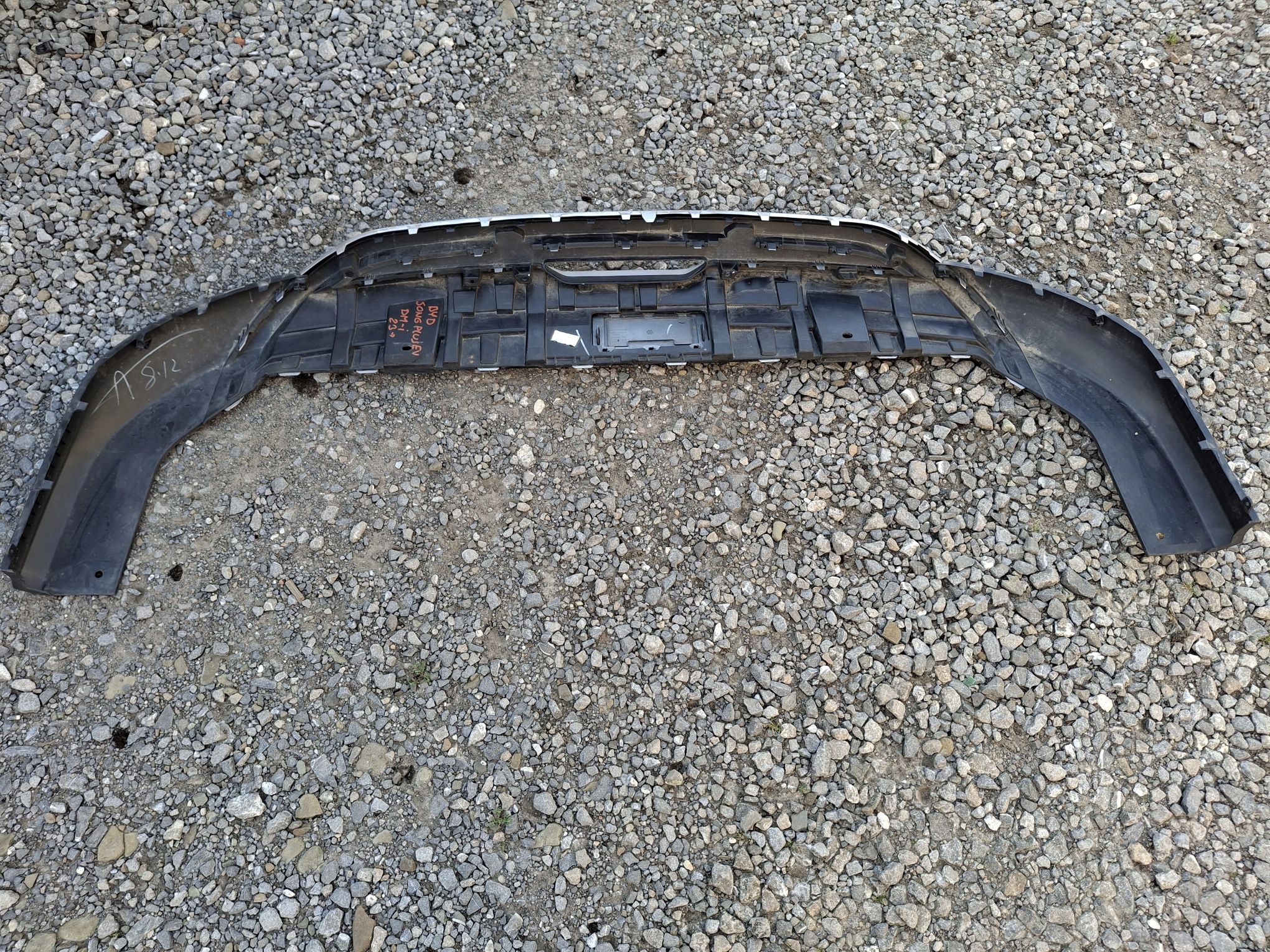 bumper rear SPOILER diffuser BYD SONG plus DM-and 2021R->