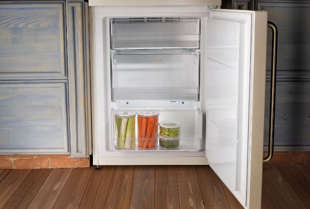 Lodówka Gorenje NRK6202CLI No Frost Plus z IonAir + MultiFlow 360° Klasa efektywności energetycznej E