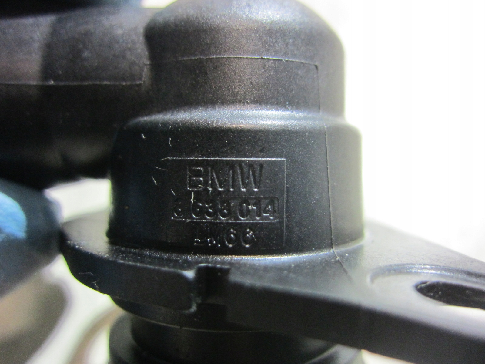 BMW X5 E70 E90 Sensor ODPOWIETRZANIA ODMA 8638014