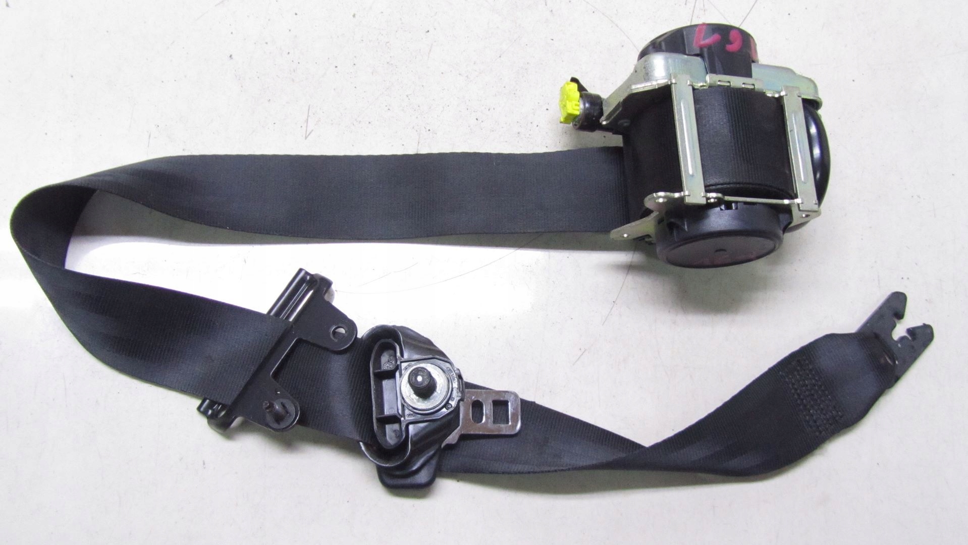 010/161 - VOLVO V40 II передній лівий передній ремінь 12-17 161