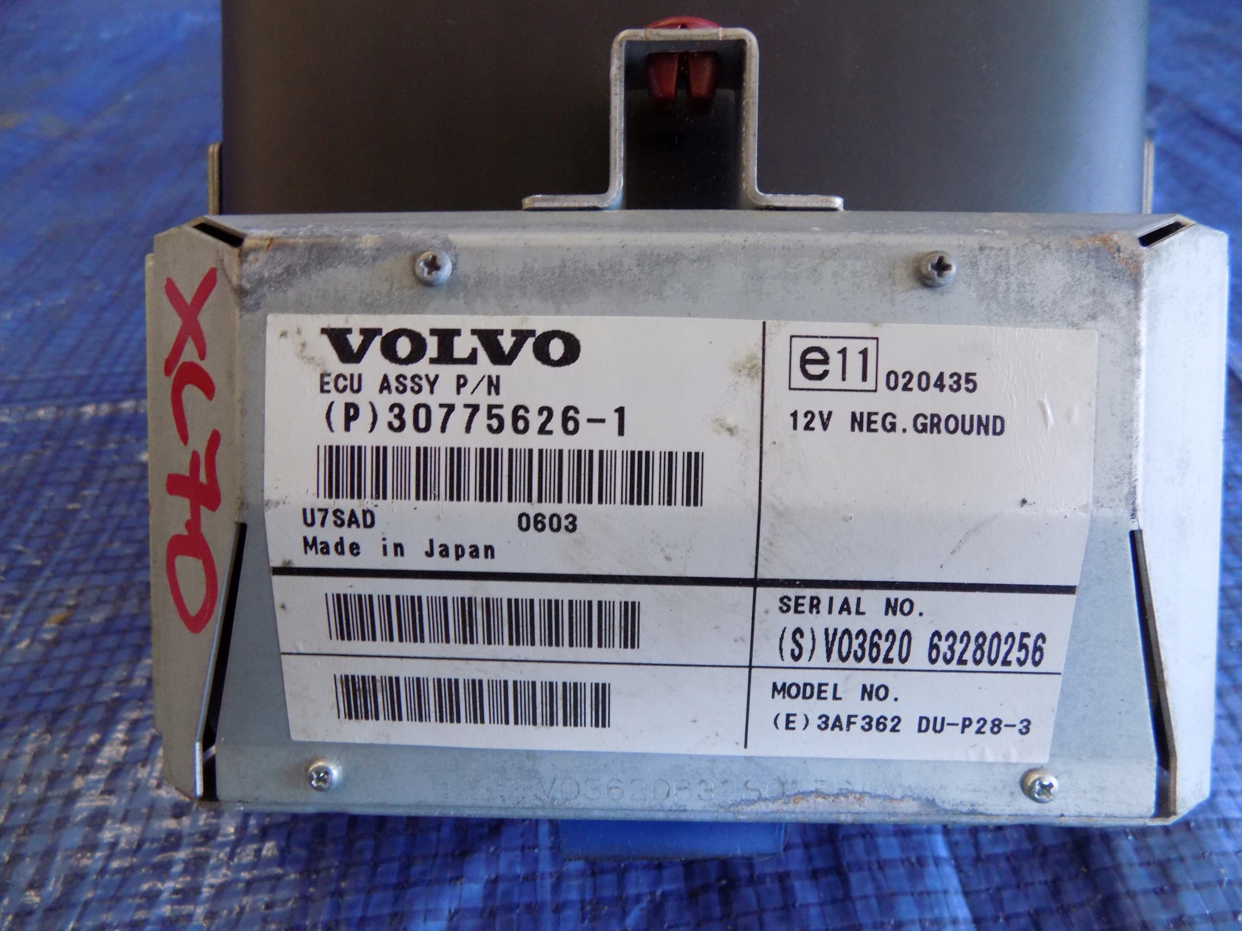 display navigation VOLVO XC70 2,4D 4X4 04-07