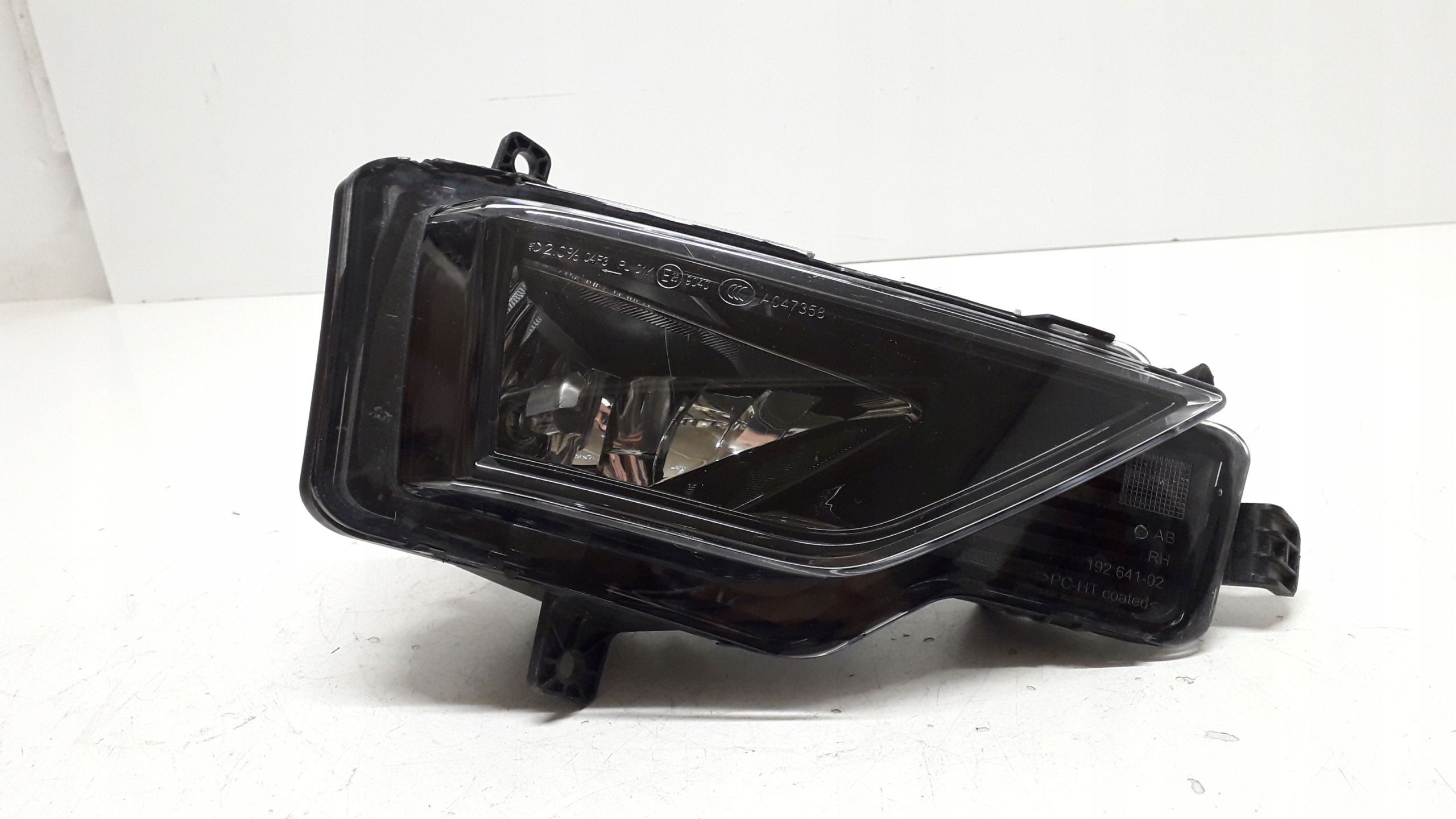 VW SPORTSVAN 14-18 HALOGEN PRAWY 510941662C