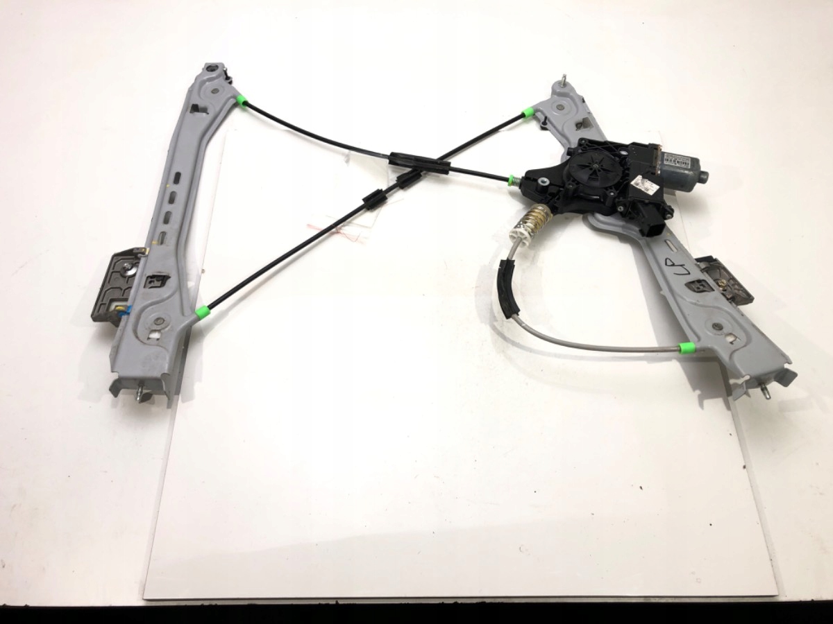 PODNOŚNIK SZYBY LEWY PRZÓD CHEVROLET CAMARO VI 0130822852 Sportowy/Coupe Waga produktu z opakowaniem jednostkowym 5 kg