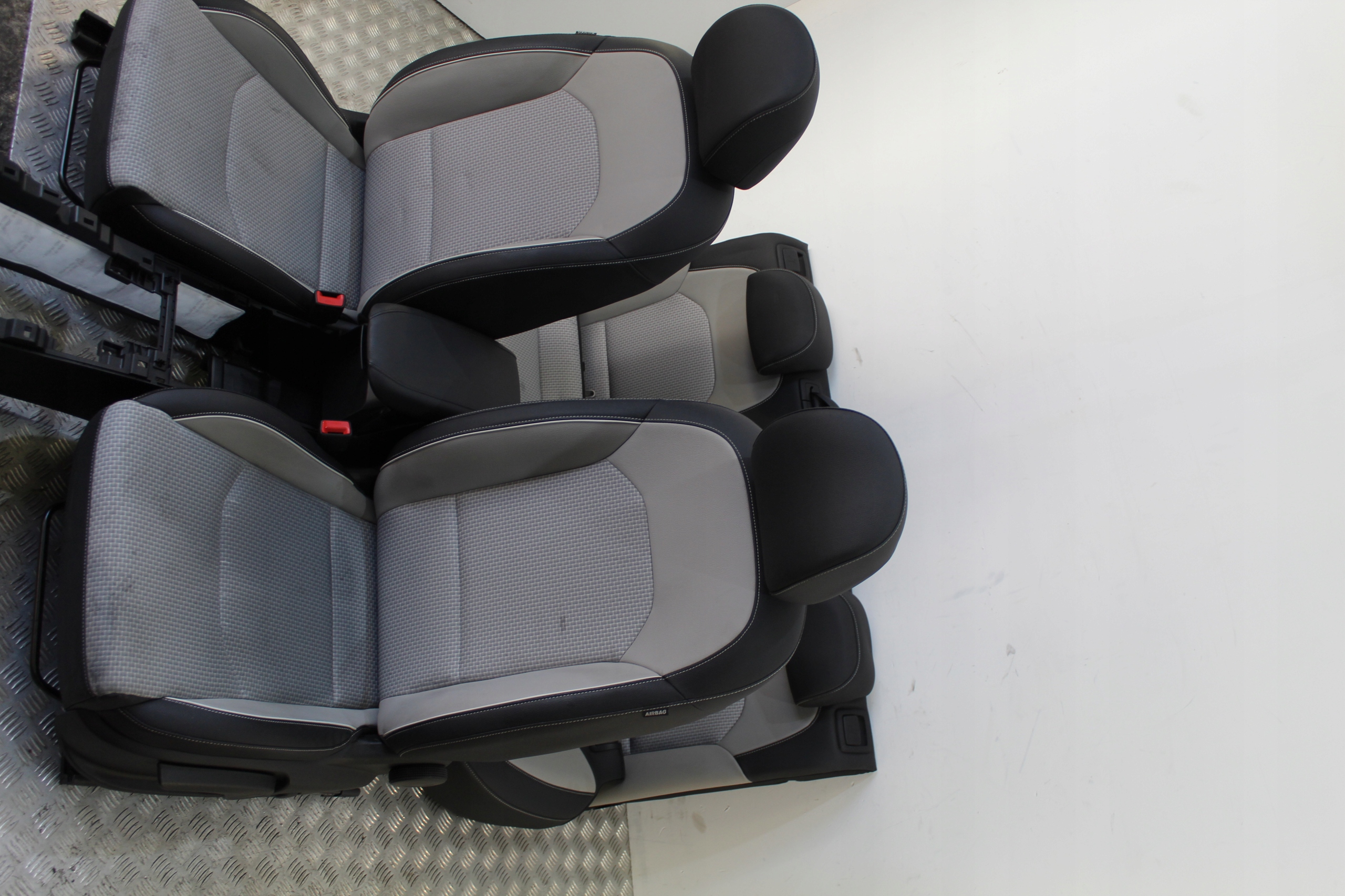 seats inner upholstery KIA XCEED X-CEED
