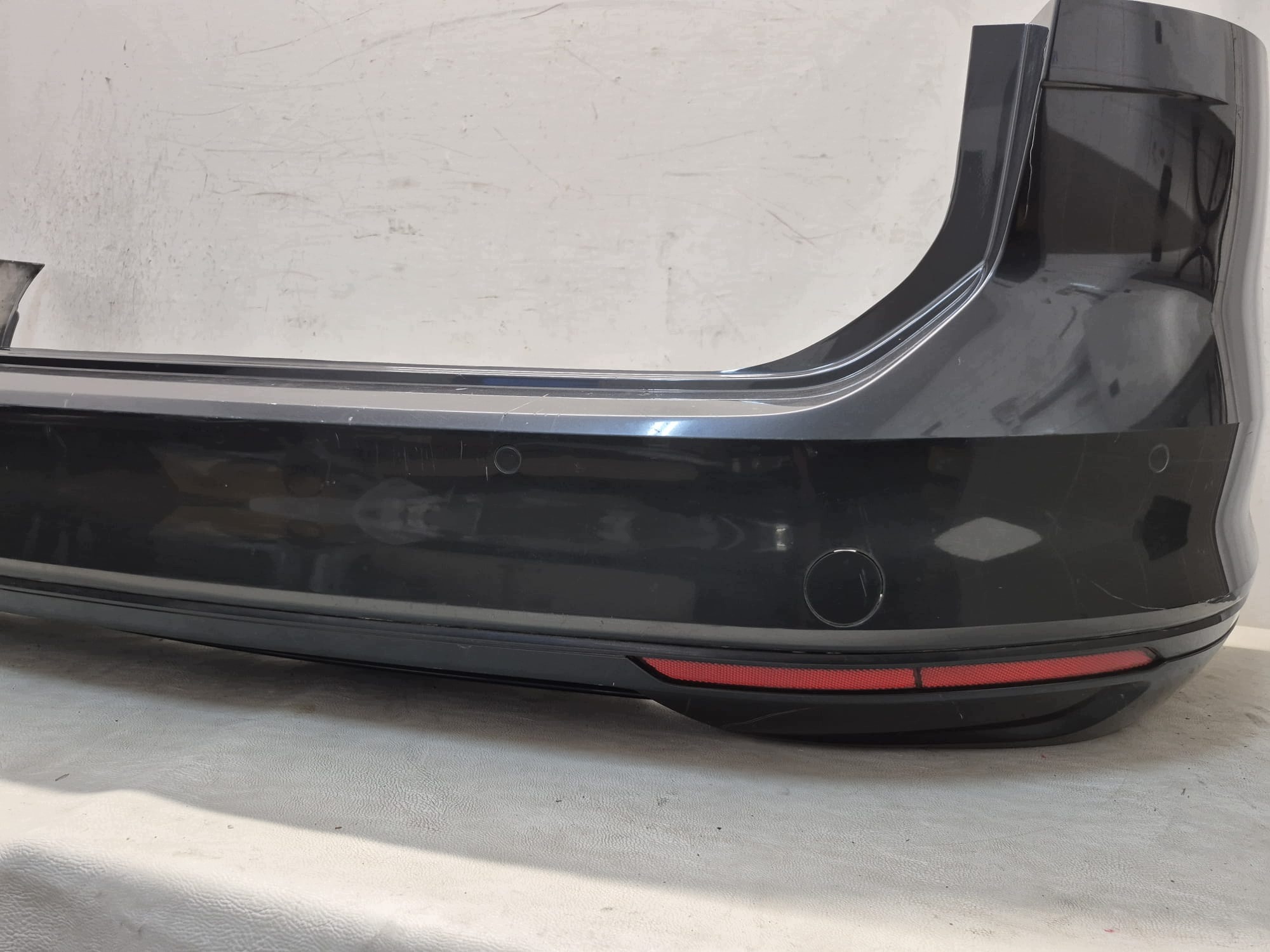 VW PASSAT B8 KOMBI 14- bumper rear part rear complete 4XPDC 3G9807421