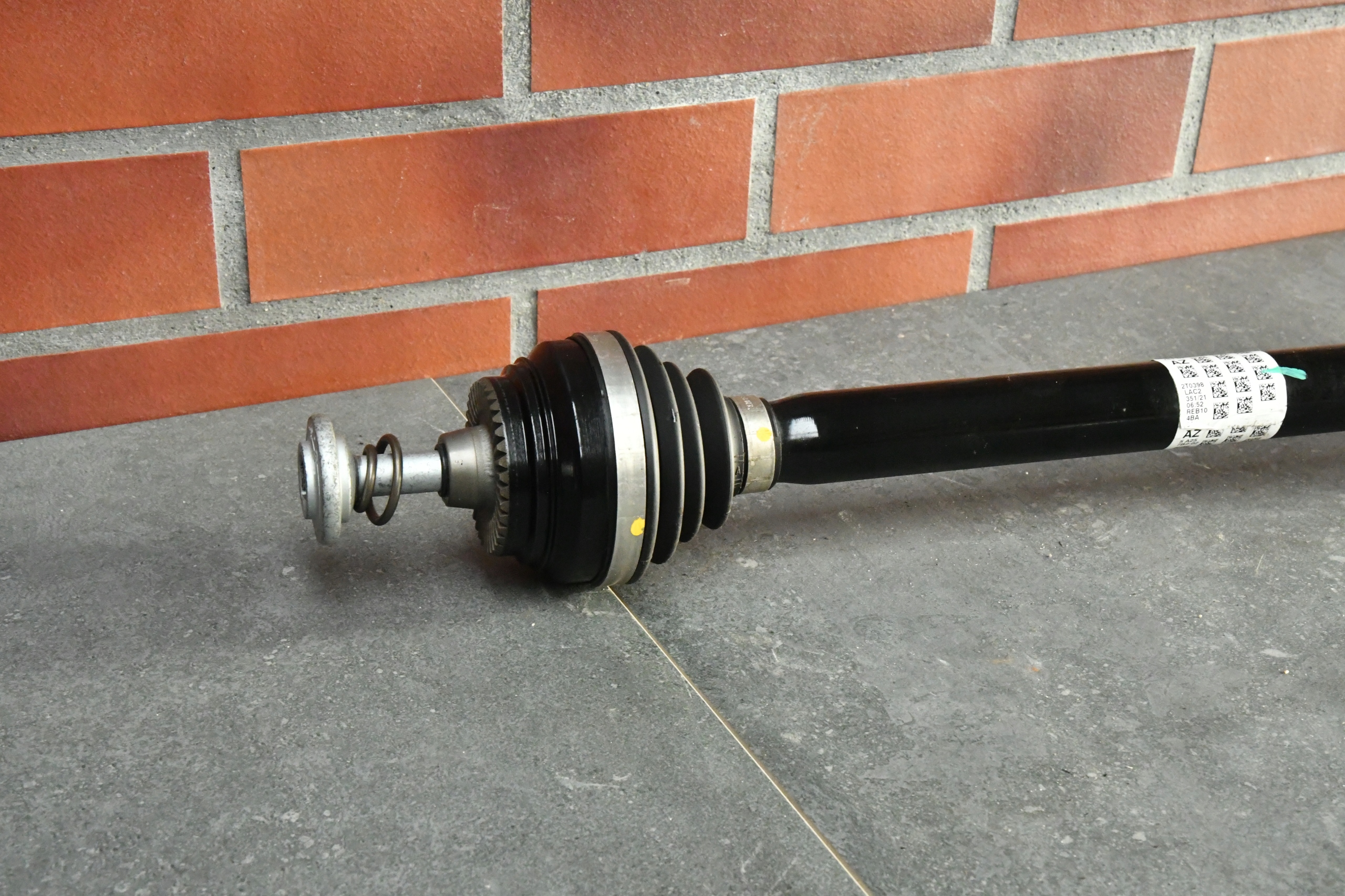 semi-axis right rear part rear BMW 7 G70 740d 740dX 5A257B2