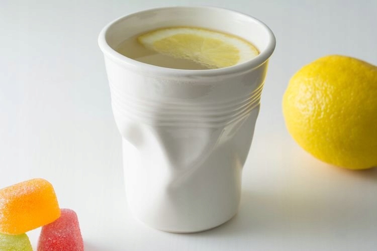 Zgnieciony kubek PREZENT GADŻET Kolor biały